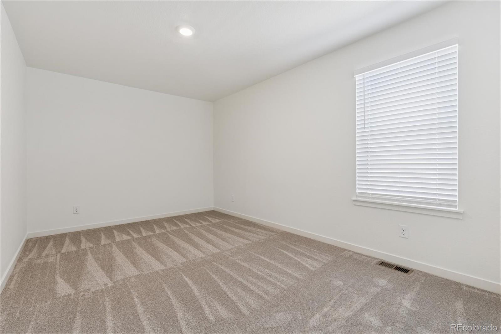 MLS Image #13 for 2425  mountain sky drive,fort lupton, Colorado