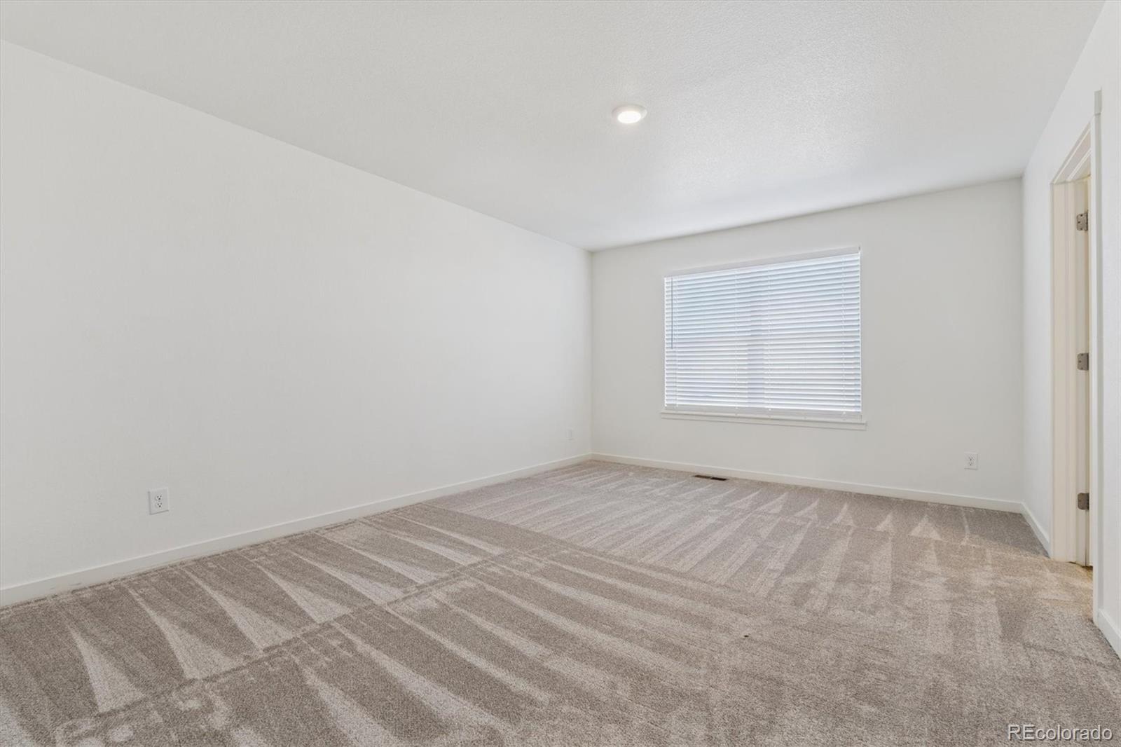 MLS Image #9 for 2425  mountain sky drive,fort lupton, Colorado