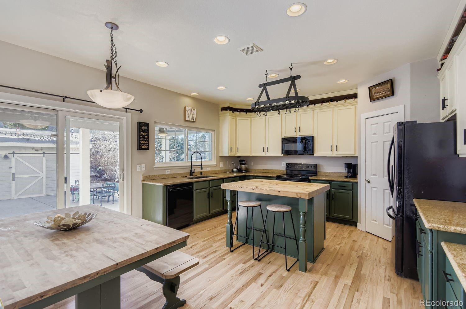 MLS Image #10 for 23594 e arkansas place,aurora, Colorado