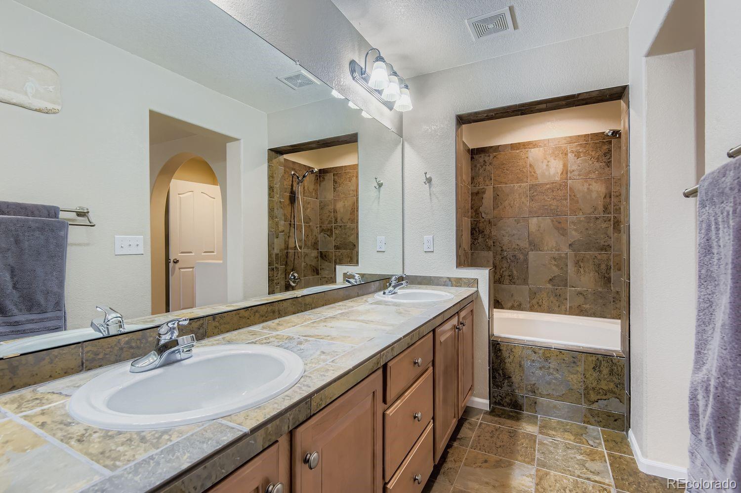 MLS Image #16 for 5505  abbeywood circle,highlands ranch, Colorado