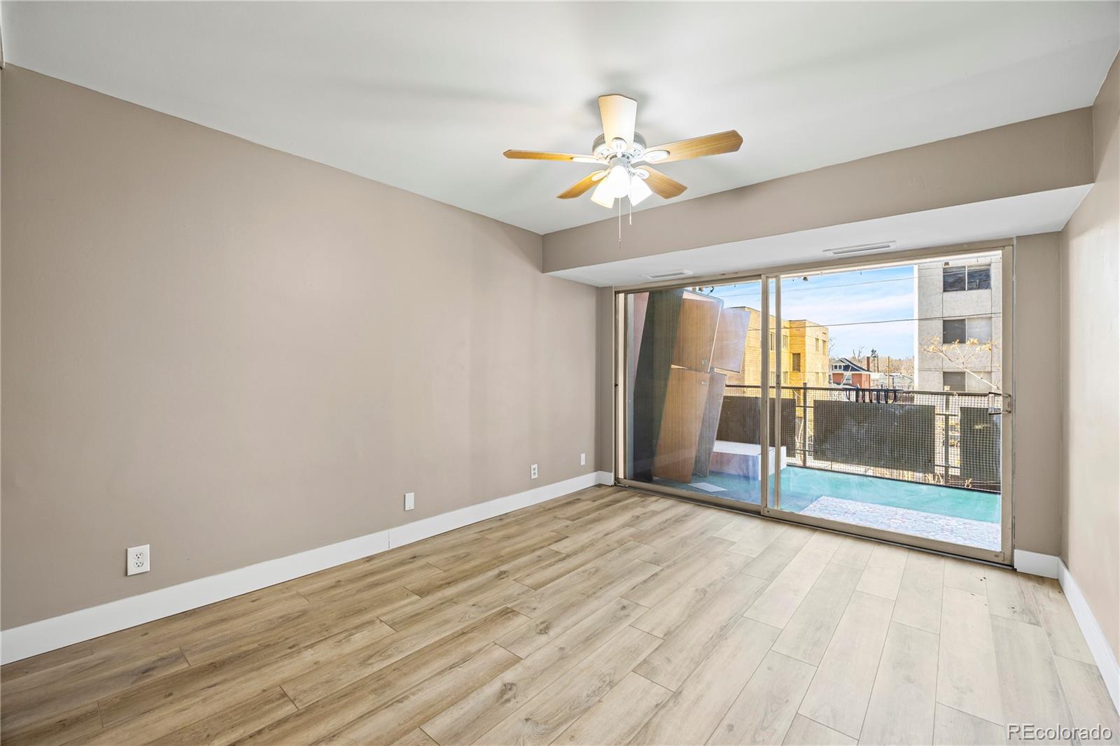 MLS Image #12 for 1121  albion street 305,denver, Colorado
