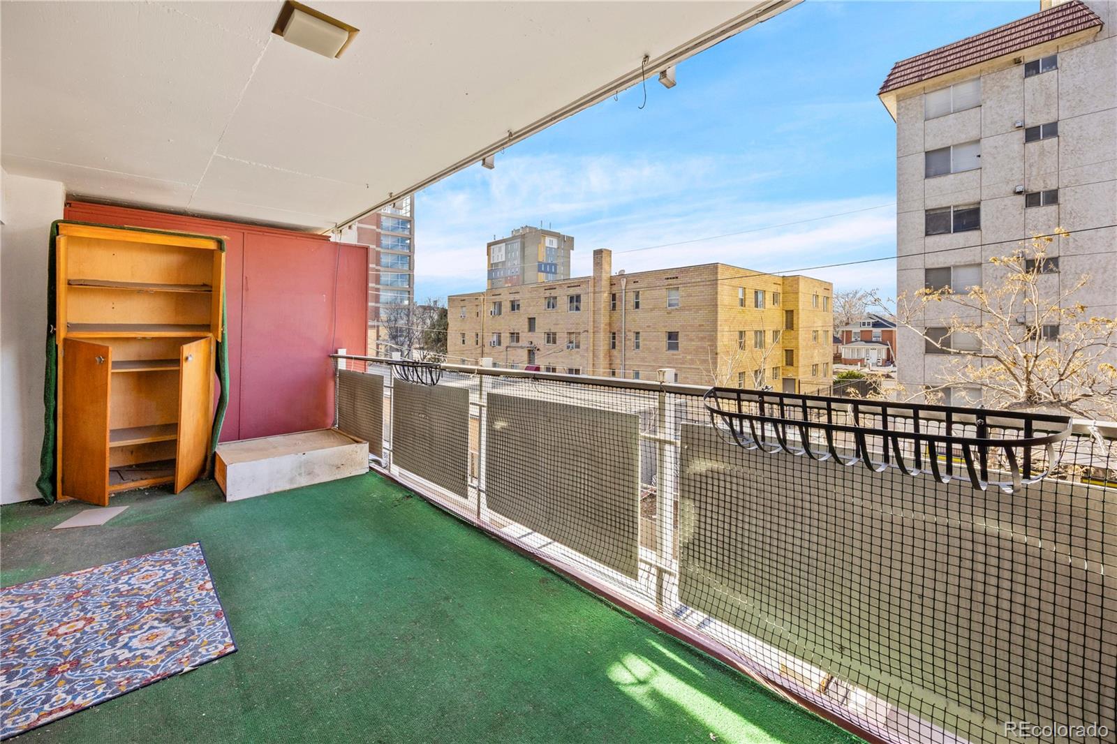 MLS Image #14 for 1121  albion street 305,denver, Colorado