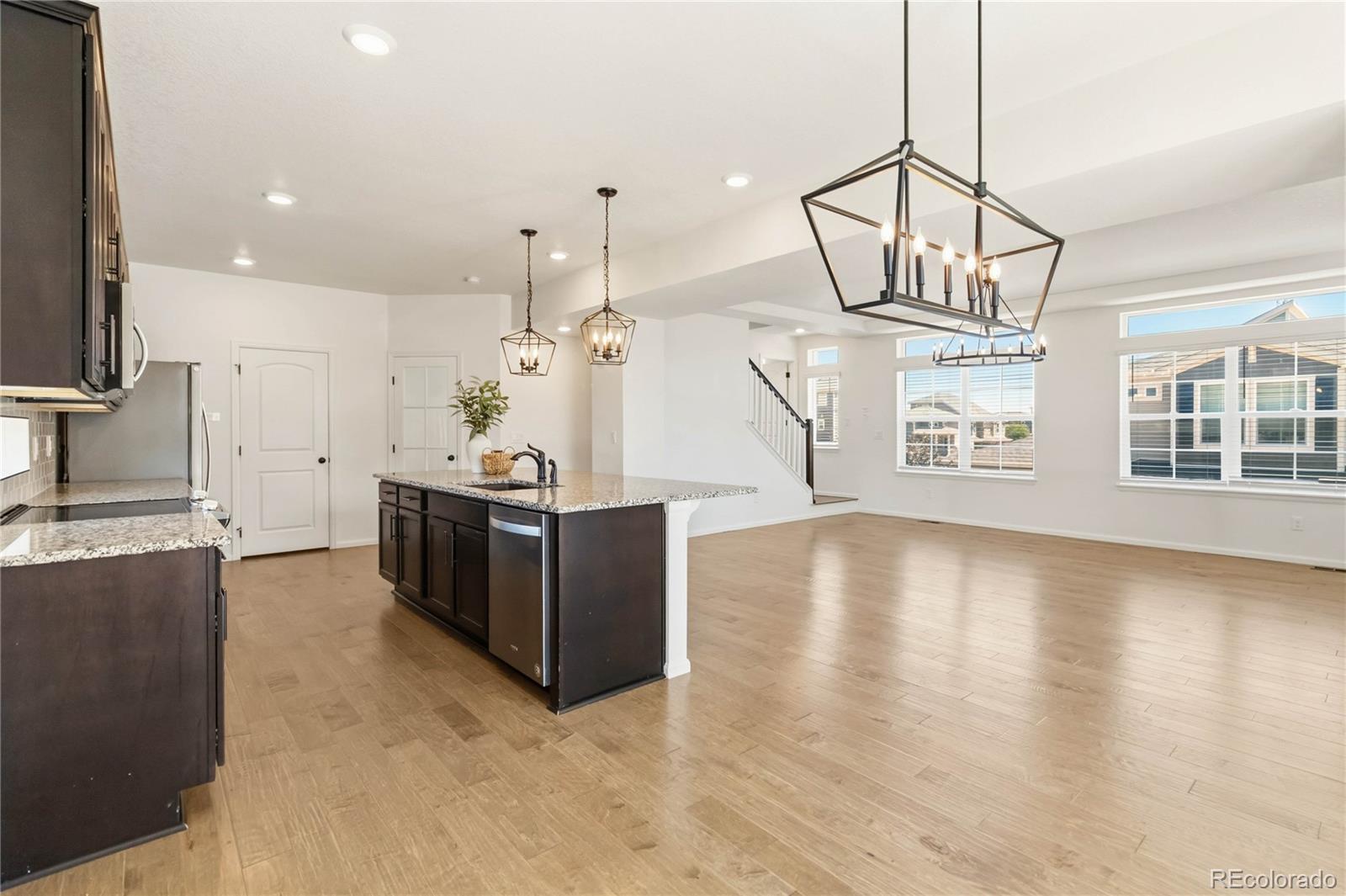 MLS Image #8 for 26248 e maple drive,aurora, Colorado