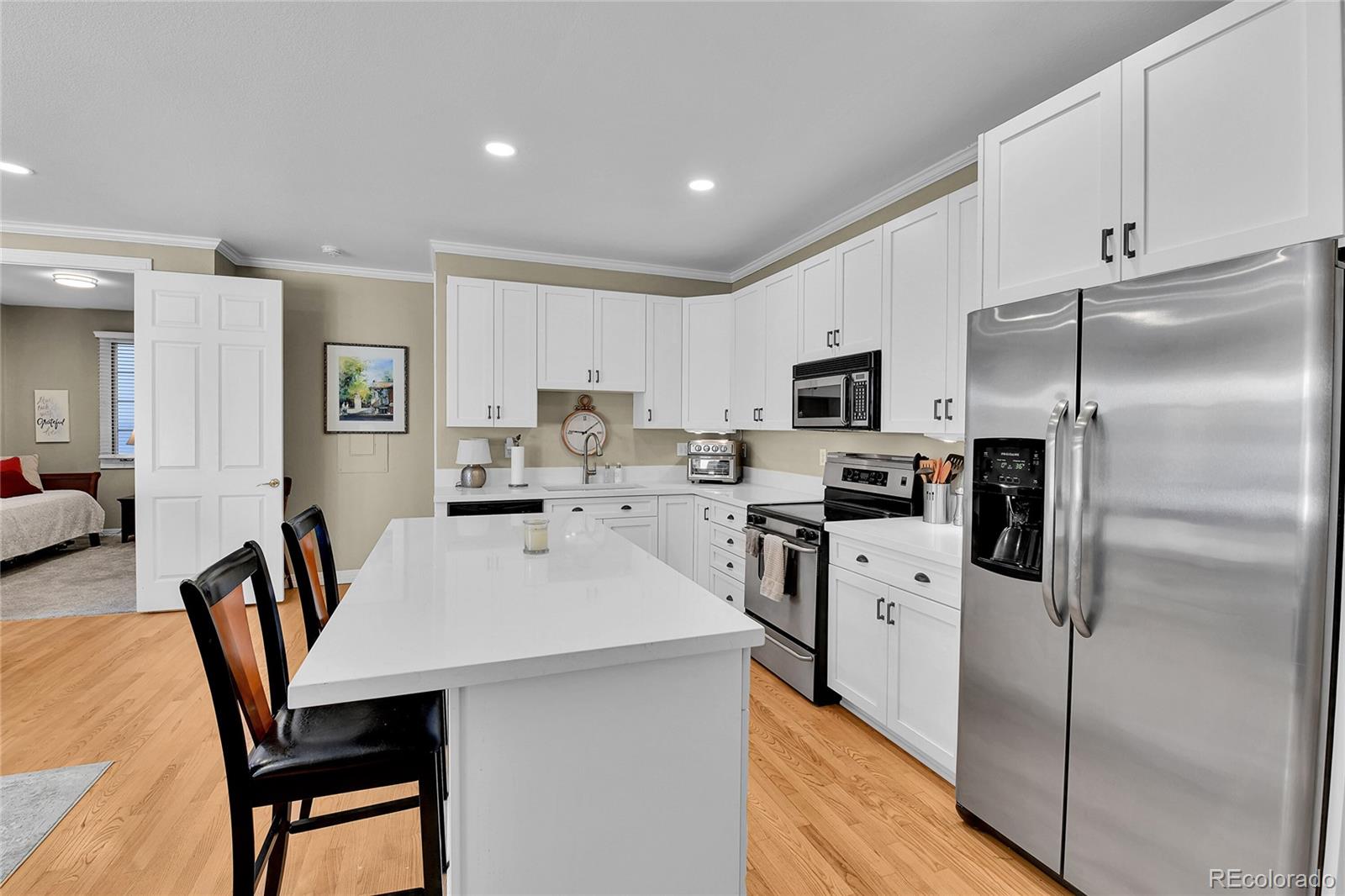 MLS Image #13 for 110 s jackson street 1d,denver, Colorado