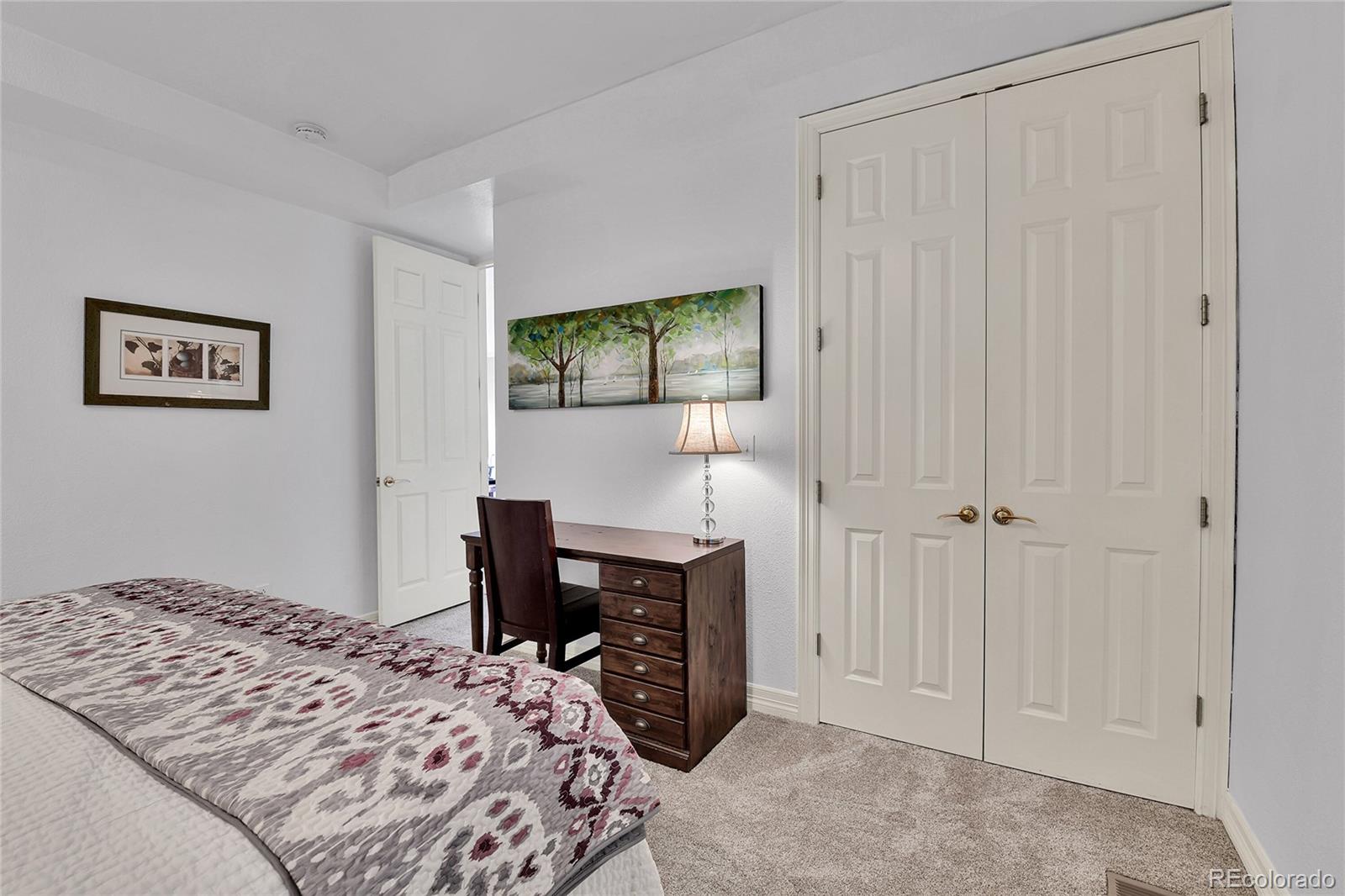 MLS Image #18 for 110 s jackson street 1d,denver, Colorado