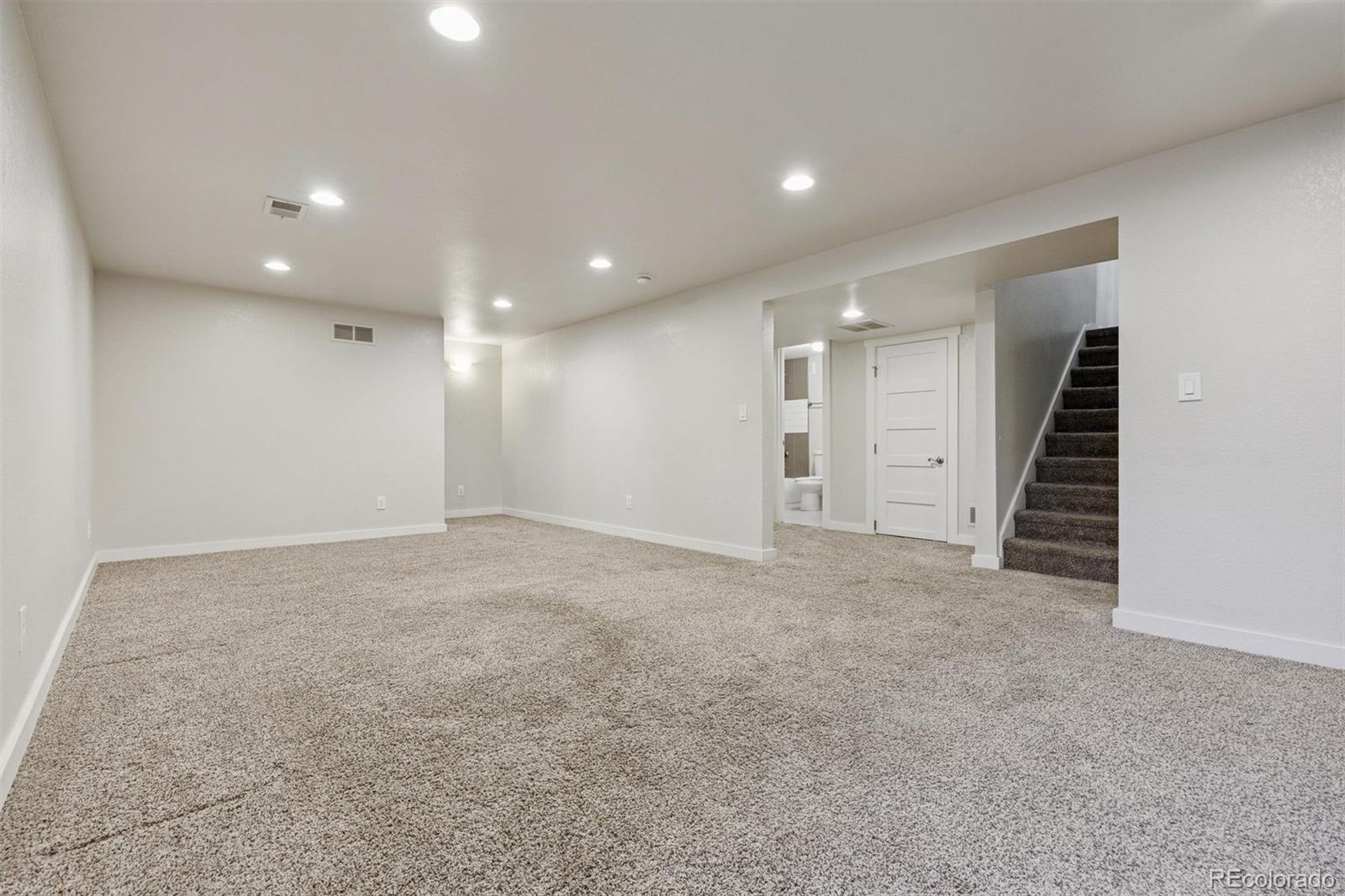 MLS Image #16 for 2270  krameria street,denver, Colorado
