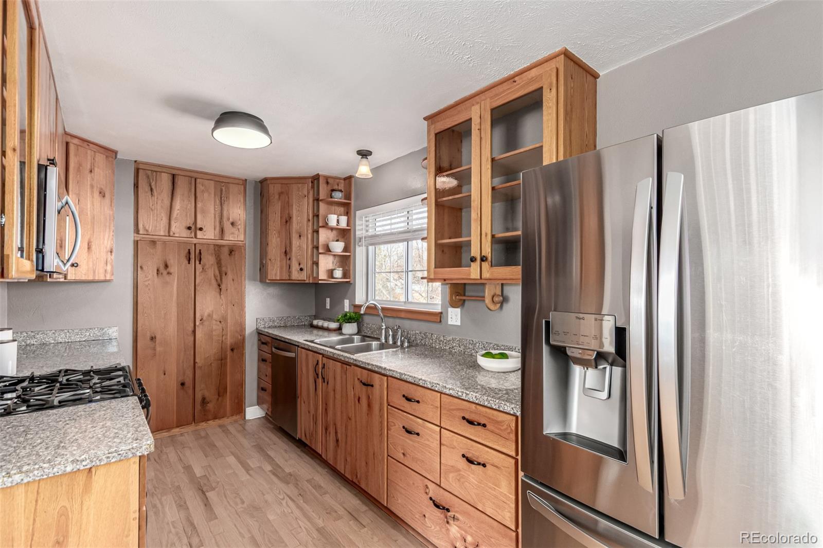 MLS Image #8 for 8813 w 86th avenue,arvada, Colorado