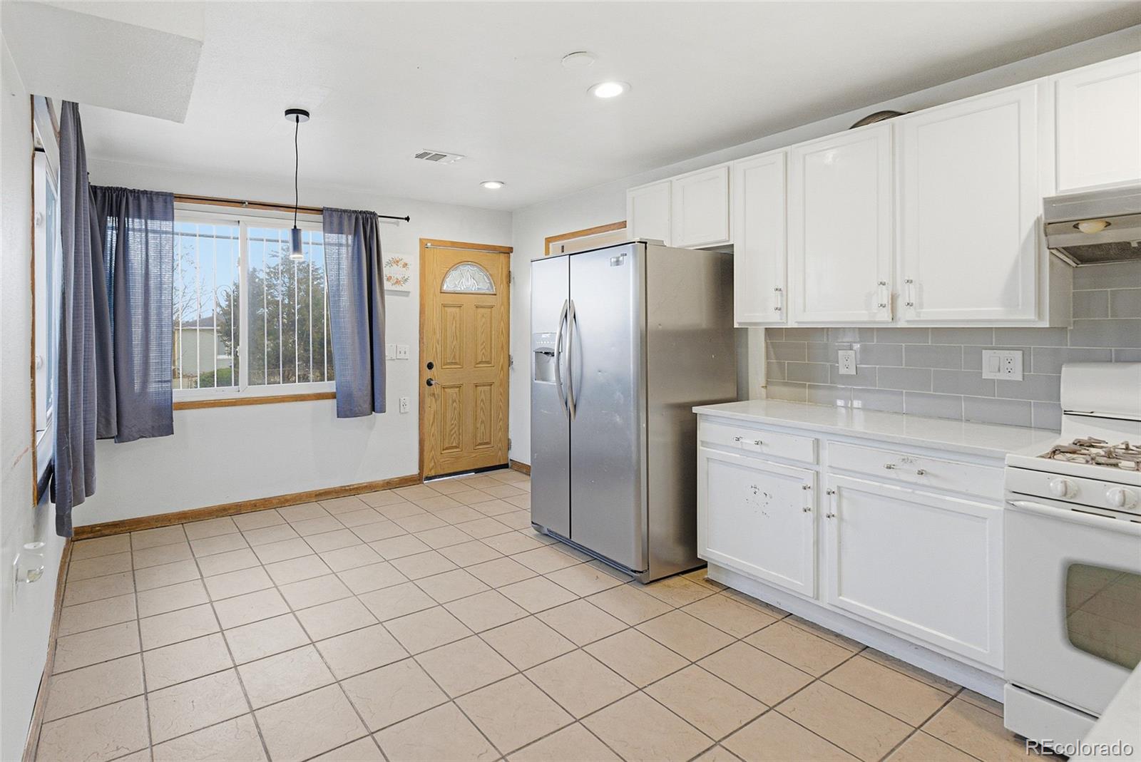 MLS Image #12 for 1505 w alaska place,denver, Colorado