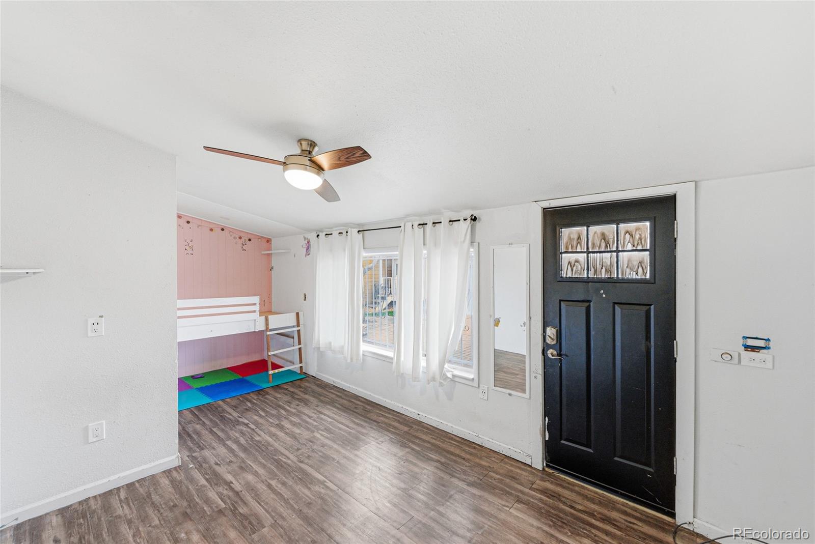 MLS Image #16 for 1505 w alaska place,denver, Colorado