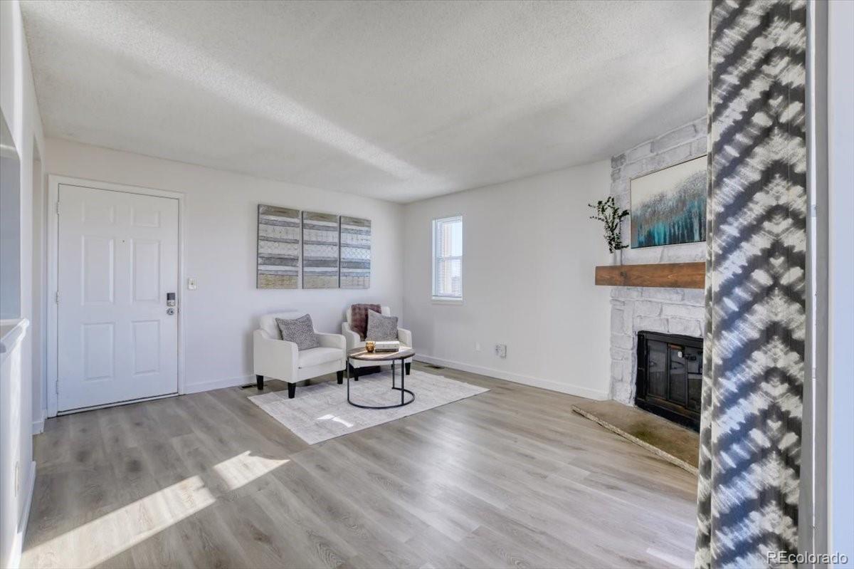 MLS Image #1 for 4333 s andes way 103,aurora, Colorado