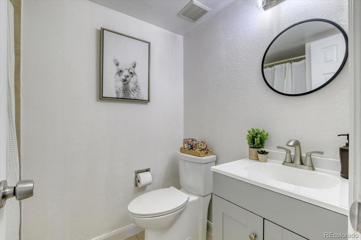 MLS Image #13 for 4333 s andes way 103,aurora, Colorado
