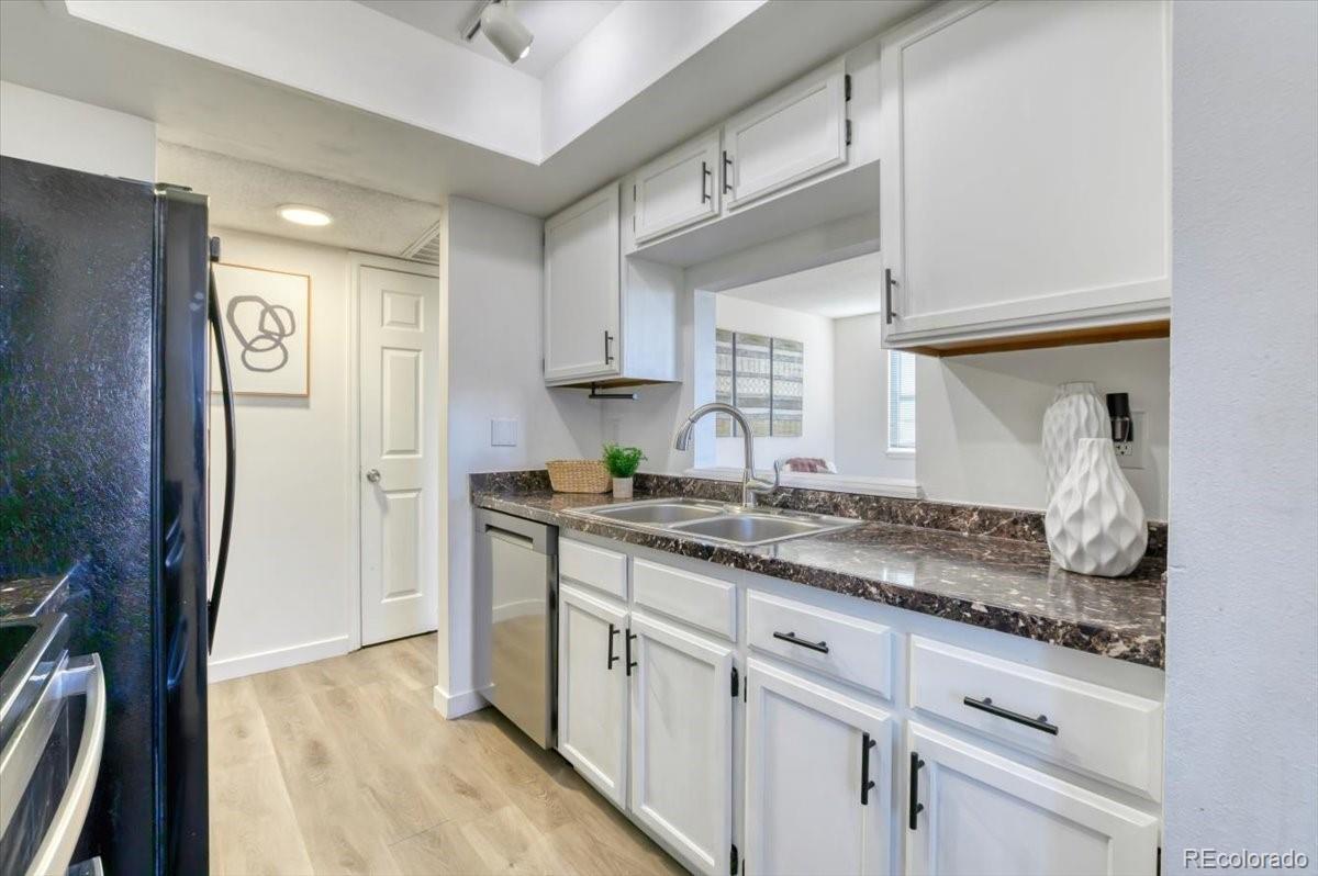 MLS Image #3 for 4333 s andes way 103,aurora, Colorado