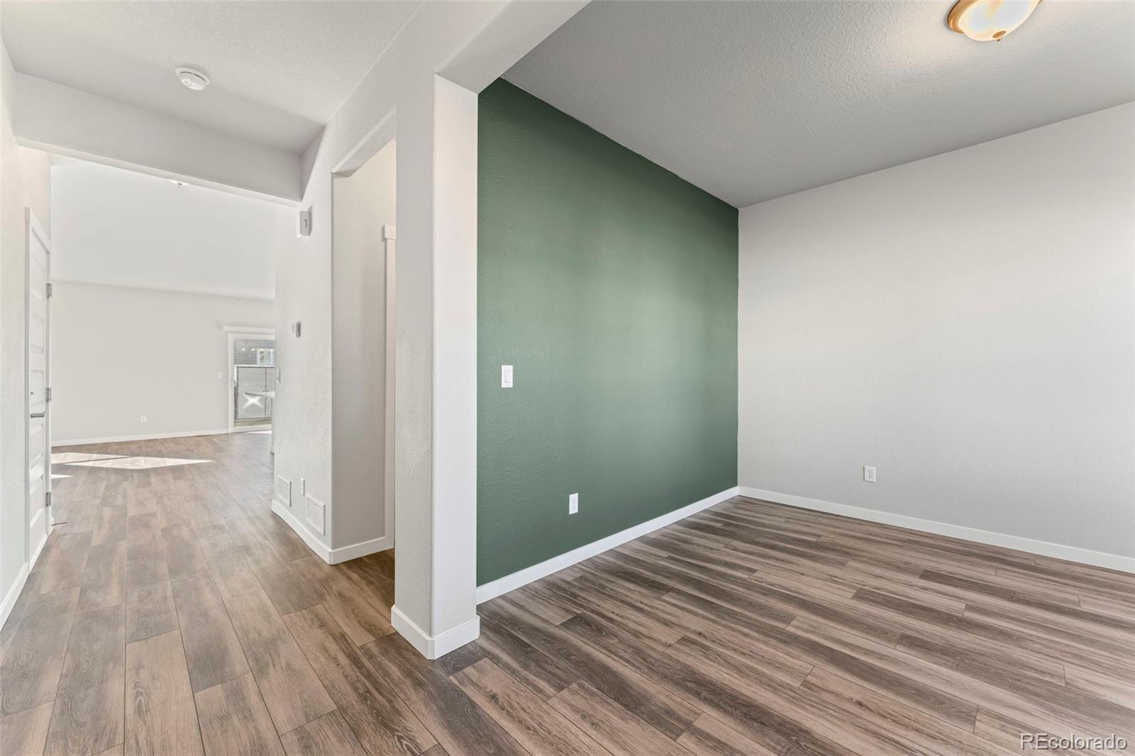 MLS Image #3 for 245  chipeta way,lochbuie, Colorado