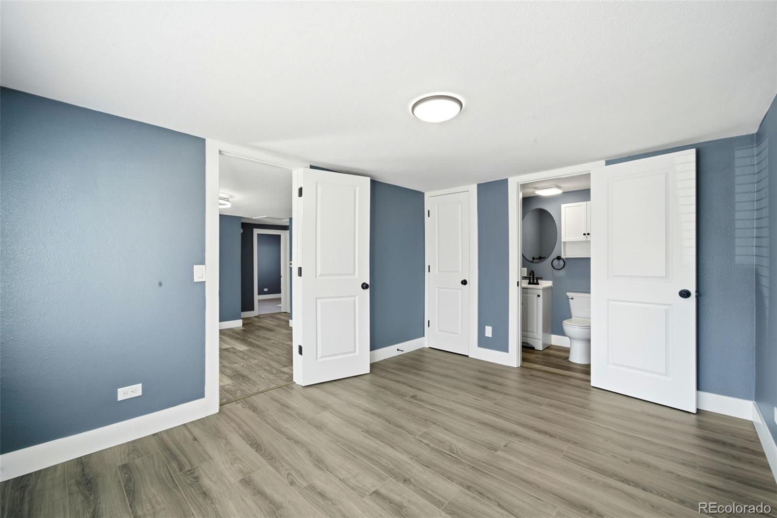 MLS Image #17 for 4933  steele street,denver, Colorado