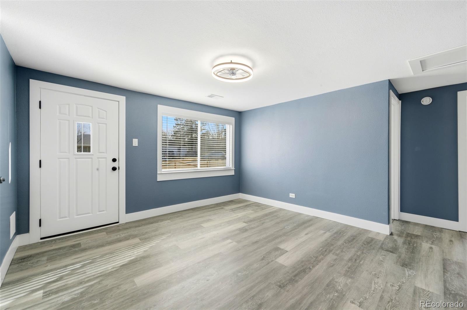 MLS Image #3 for 4933  steele street,denver, Colorado