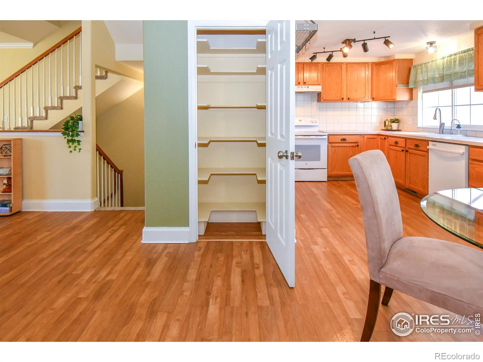 MLS Image #11 for 455  saint charles place,johnstown, Colorado