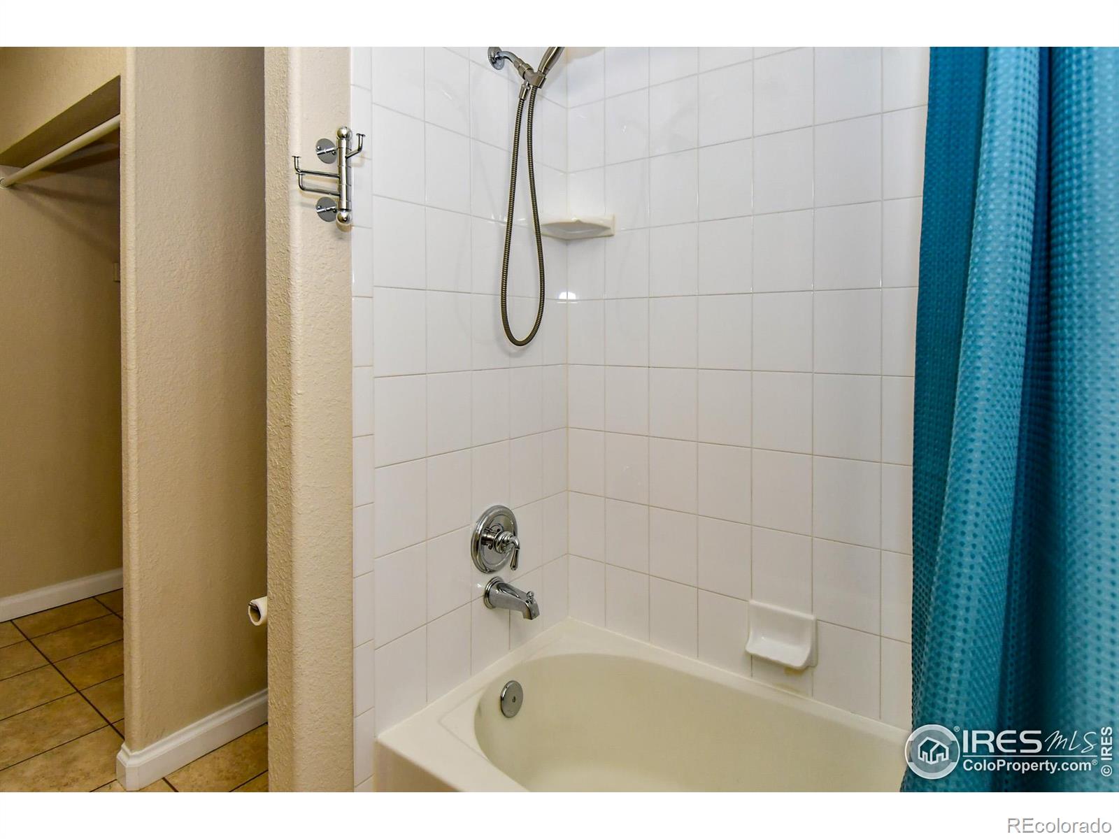 MLS Image #24 for 455  saint charles place,johnstown, Colorado