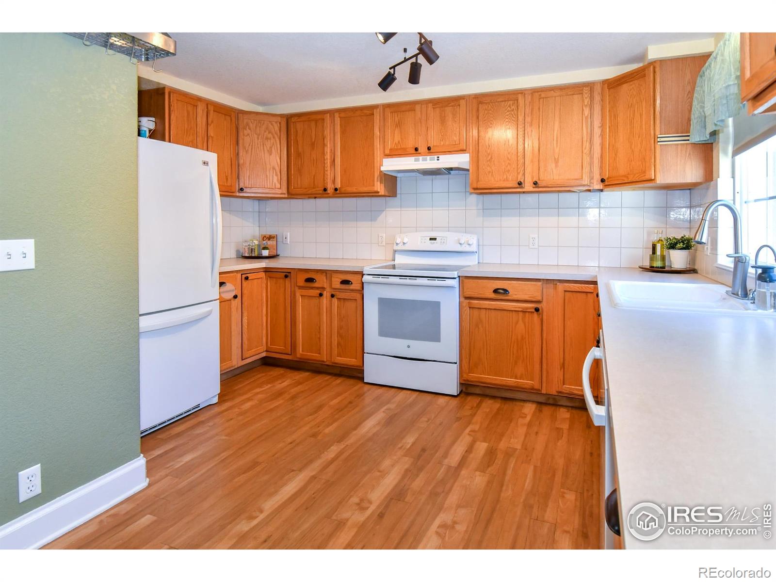 MLS Image #8 for 455  saint charles place,johnstown, Colorado