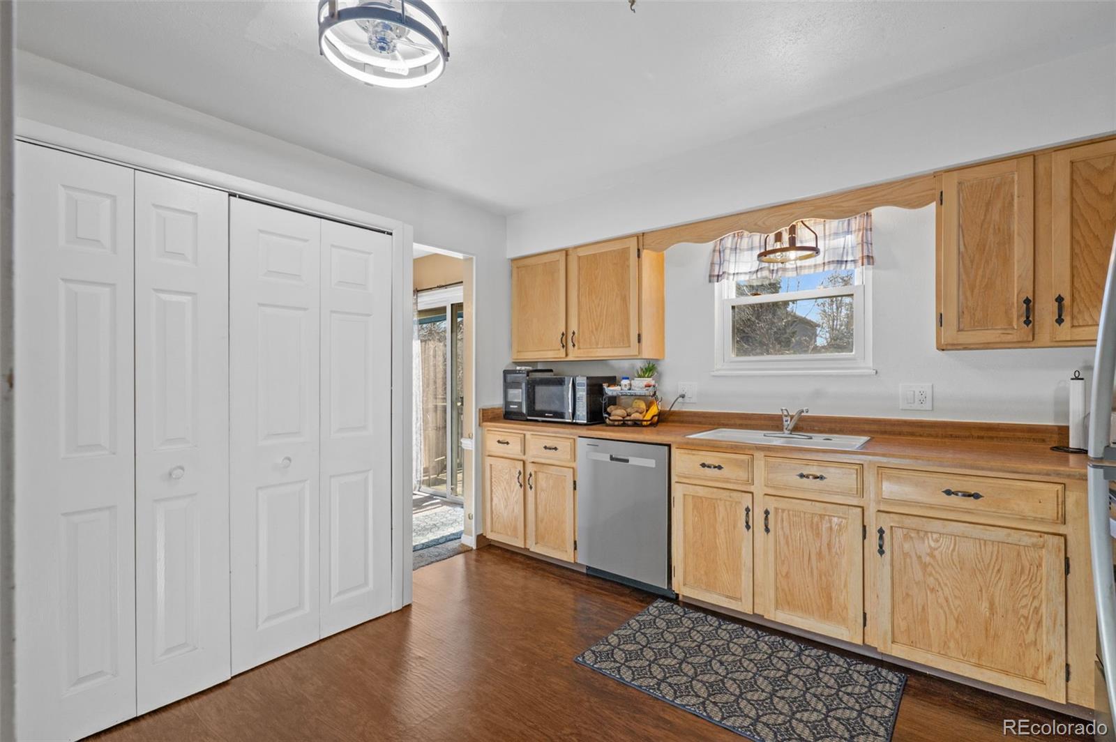 MLS Image #11 for 4314 e 107th court,thornton, Colorado