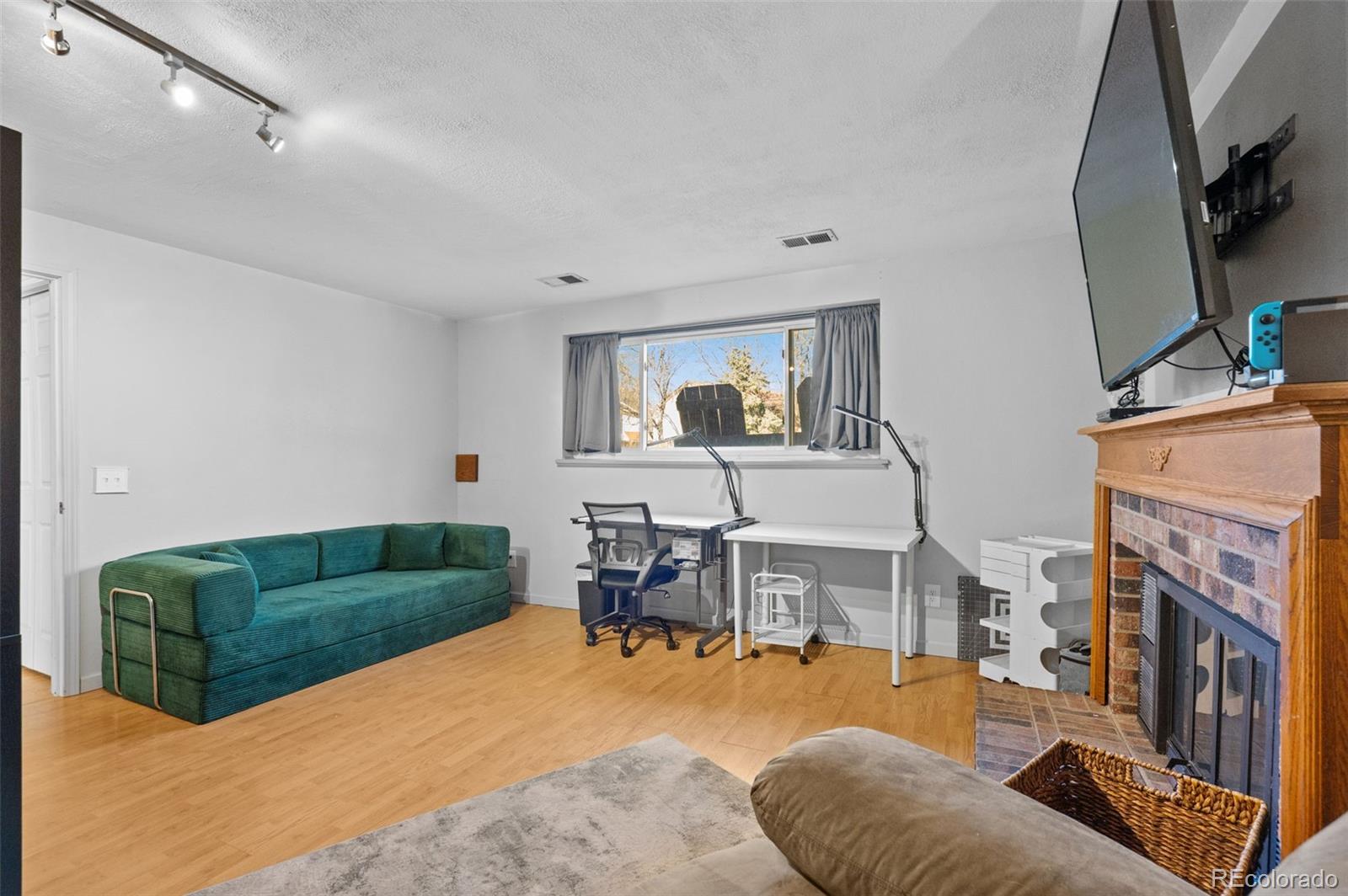MLS Image #15 for 4314 e 107th court,thornton, Colorado
