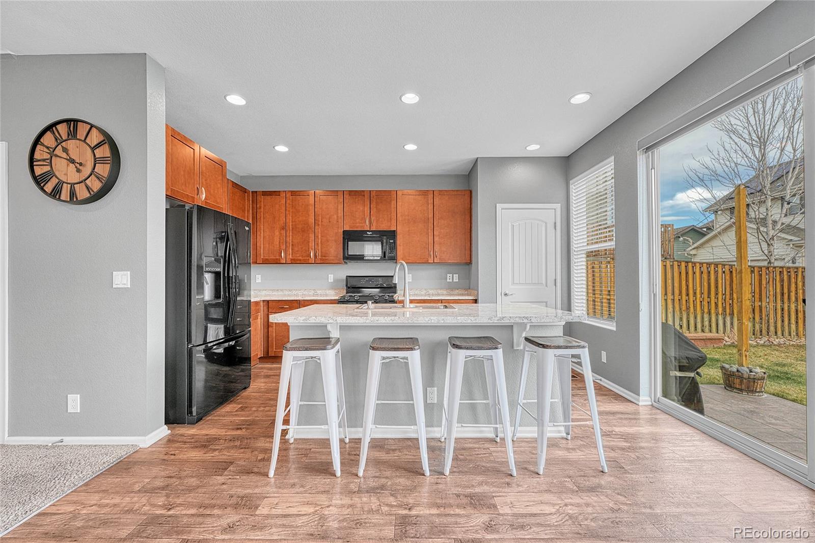 MLS Image #6 for 8052 e 49th place,denver, Colorado