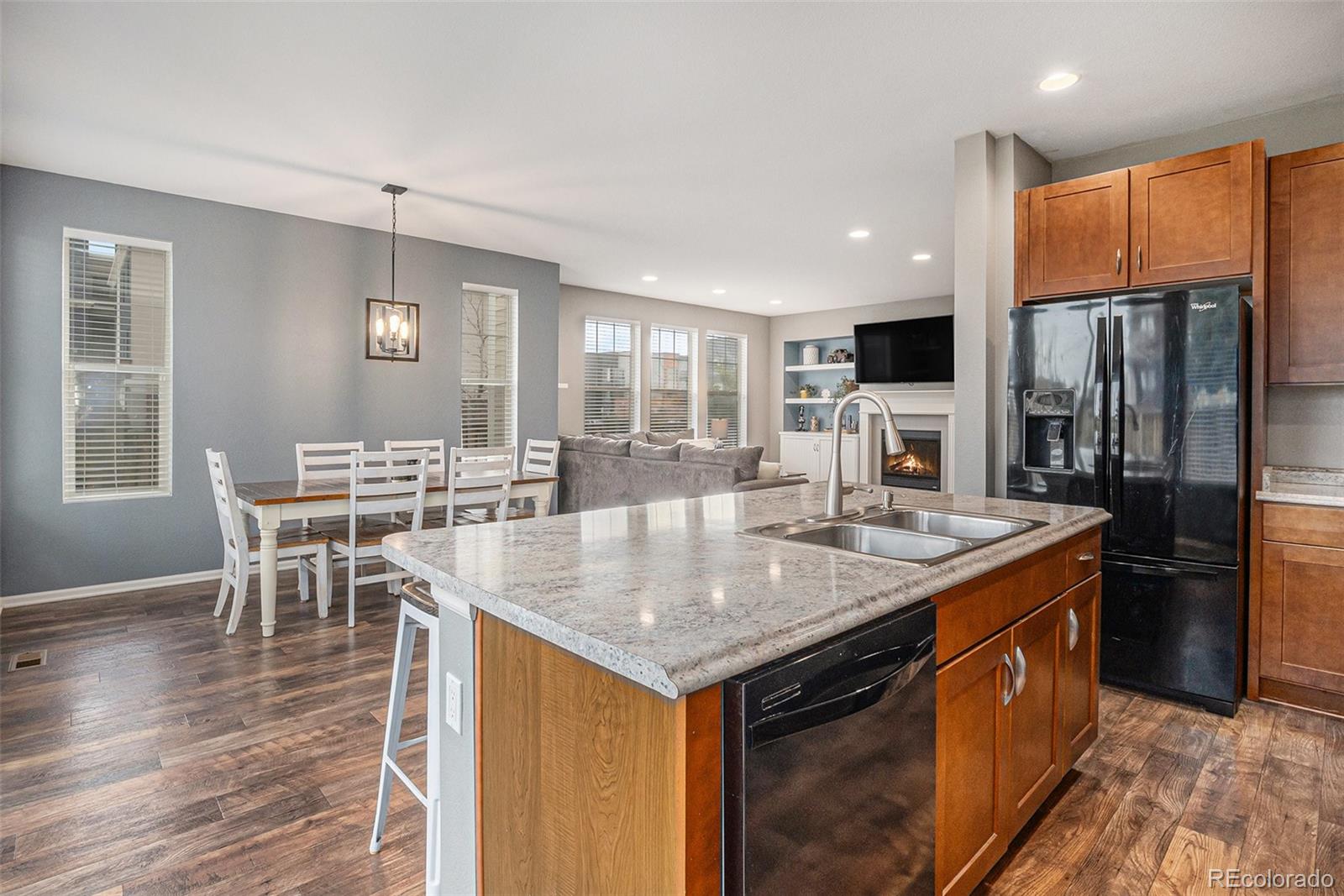 MLS Image #8 for 8052 e 49th place,denver, Colorado