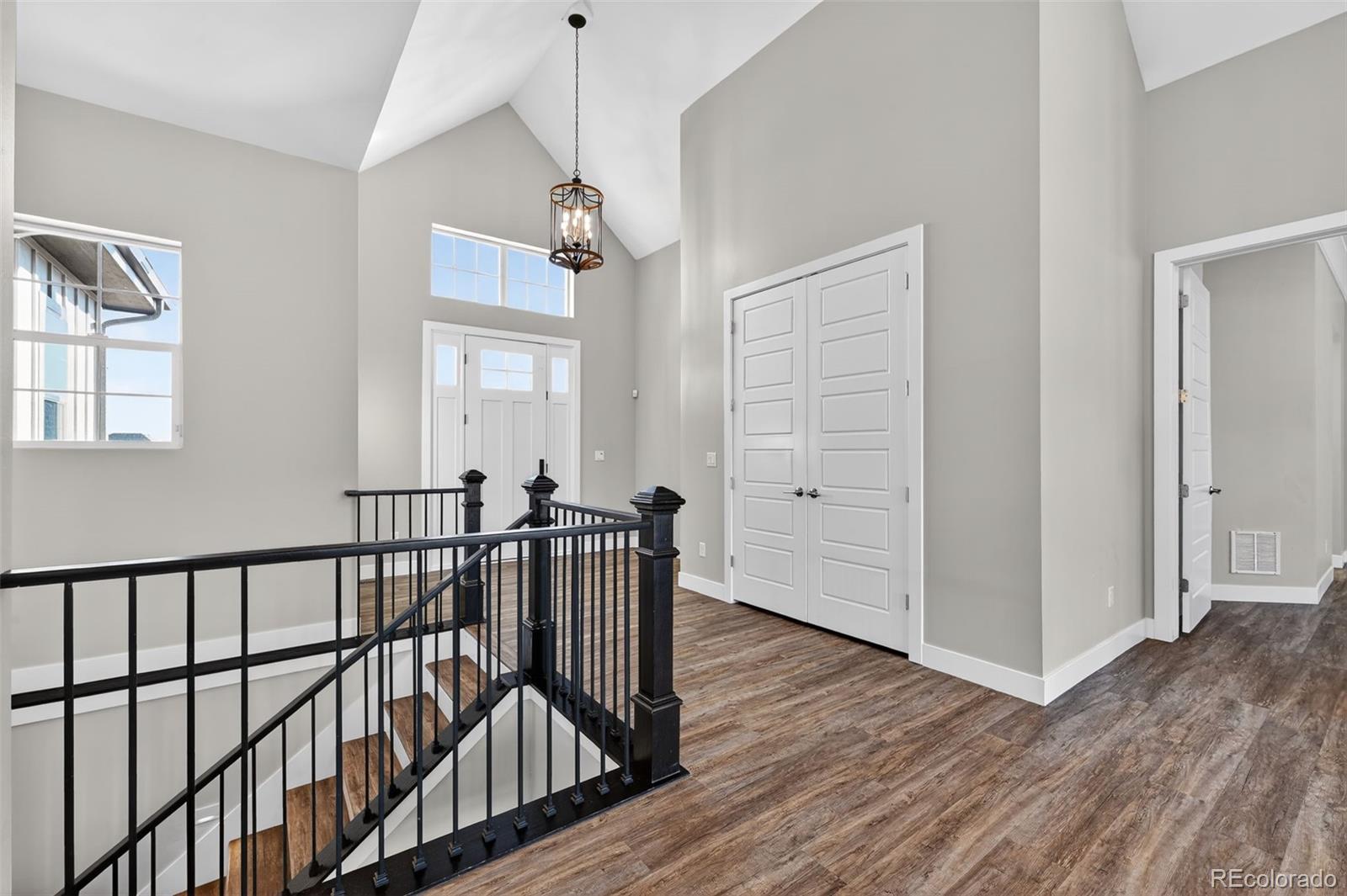 MLS Image #11 for 4006  mesa top drive,monument, Colorado