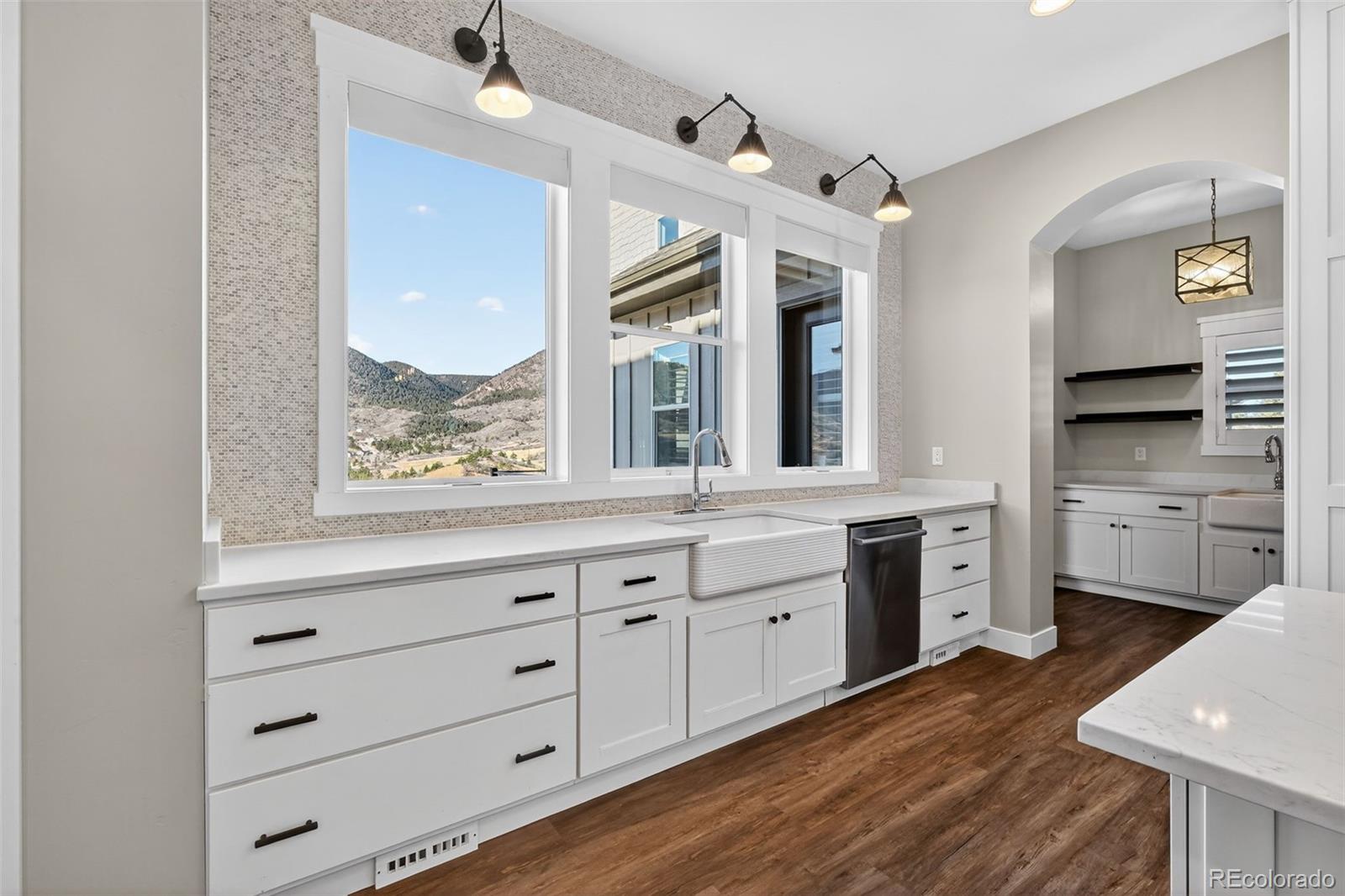 MLS Image #18 for 4006  mesa top drive,monument, Colorado