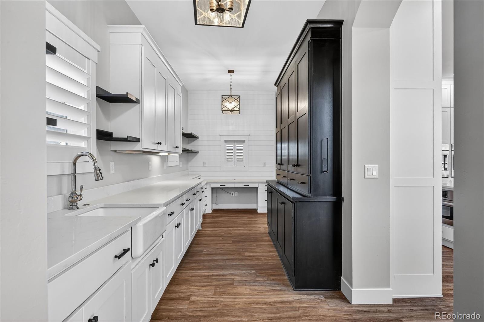 MLS Image #24 for 4006  mesa top drive,monument, Colorado