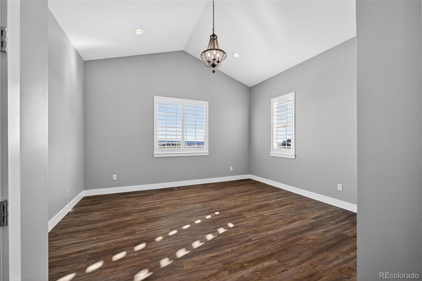 MLS Image #30 for 4006  mesa top drive,monument, Colorado