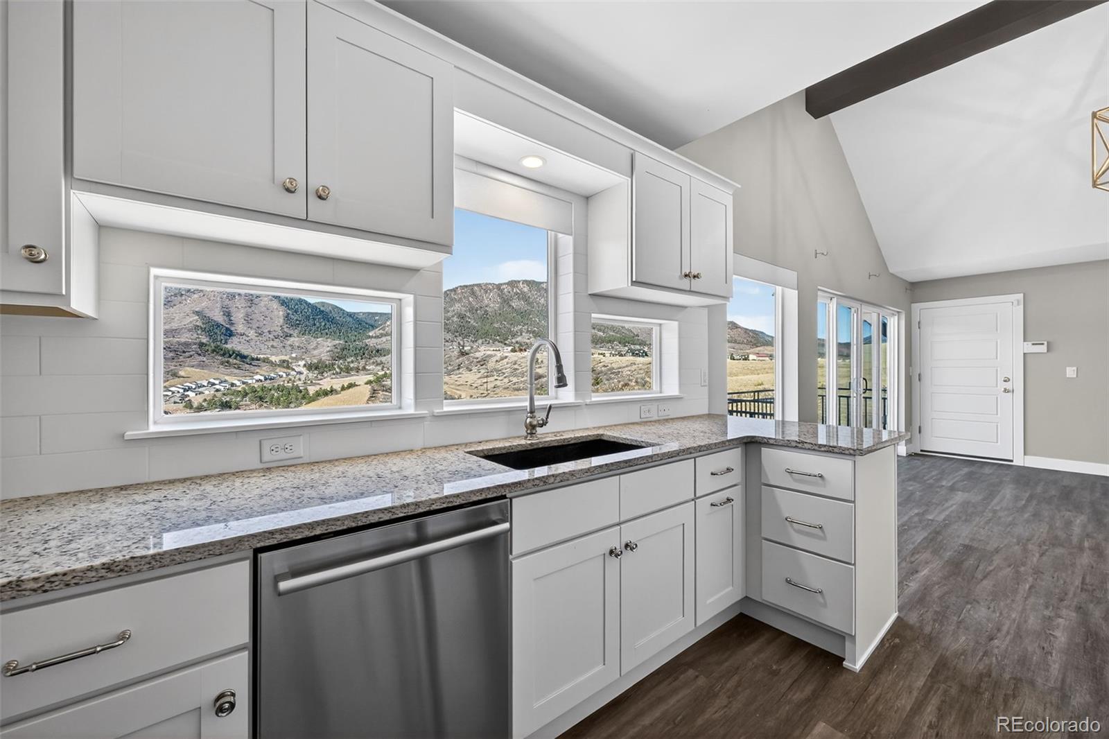 MLS Image #38 for 4006  mesa top drive,monument, Colorado