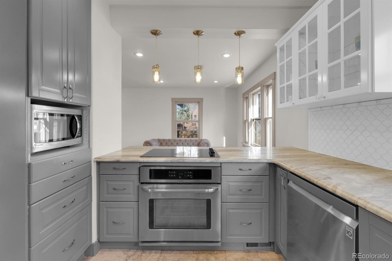 MLS Image #10 for 1225 e platte avenue,colorado springs, Colorado