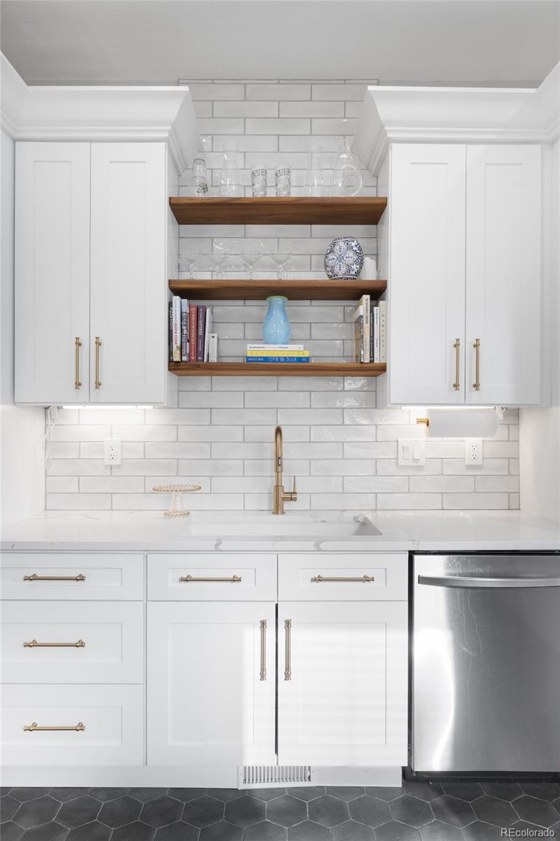 MLS Image #12 for 2986  grove street,denver, Colorado