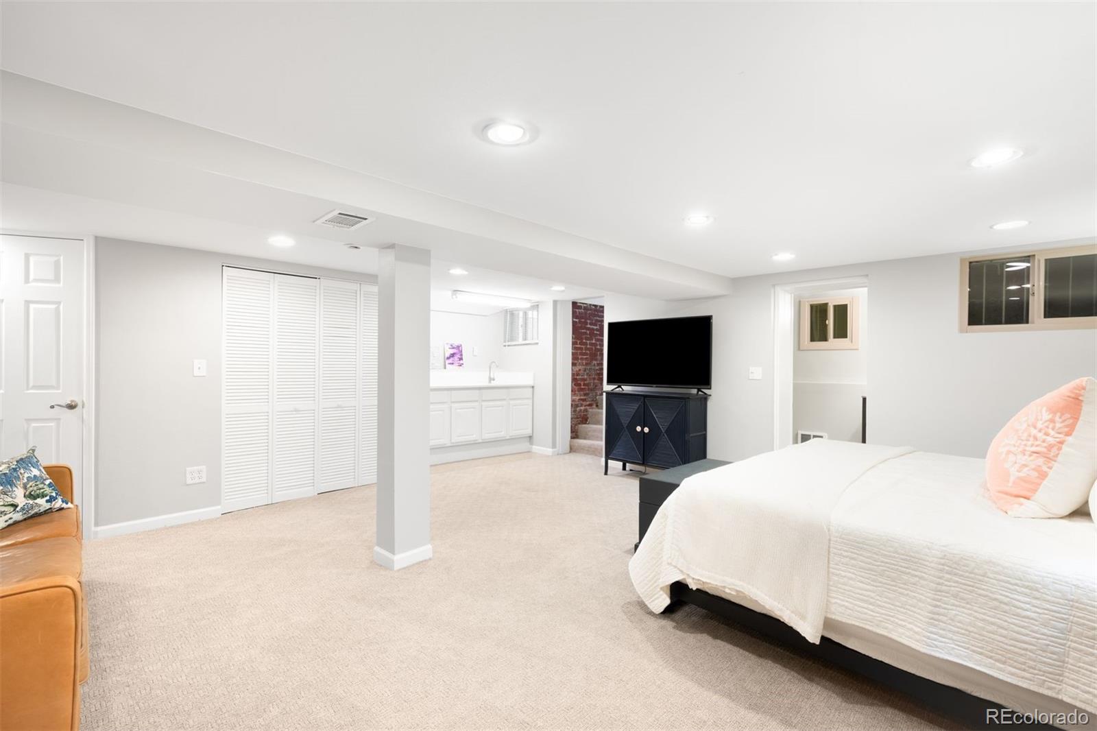 MLS Image #21 for 2986  grove street,denver, Colorado