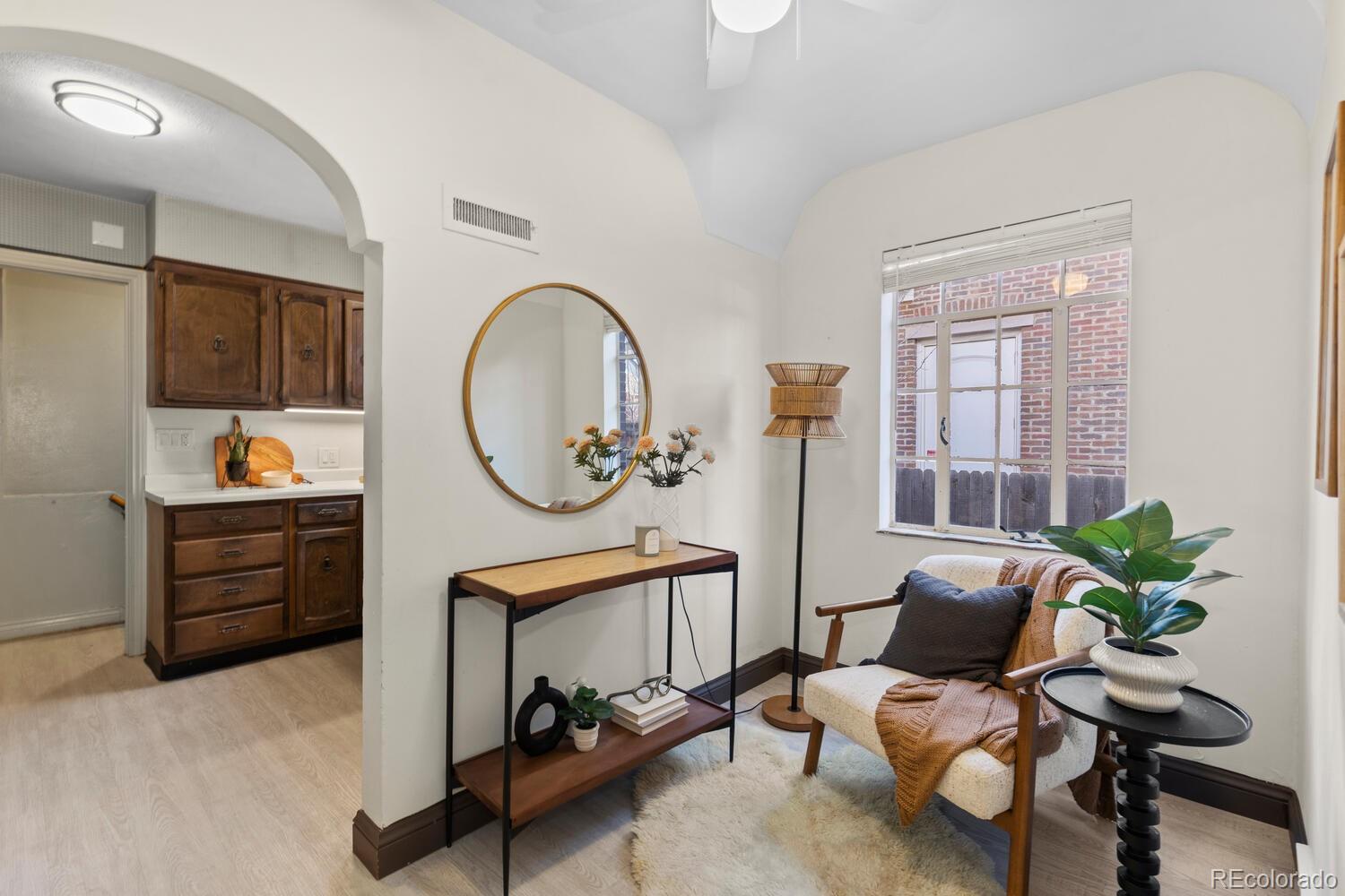 MLS Image #11 for 390  dexter street,denver, Colorado