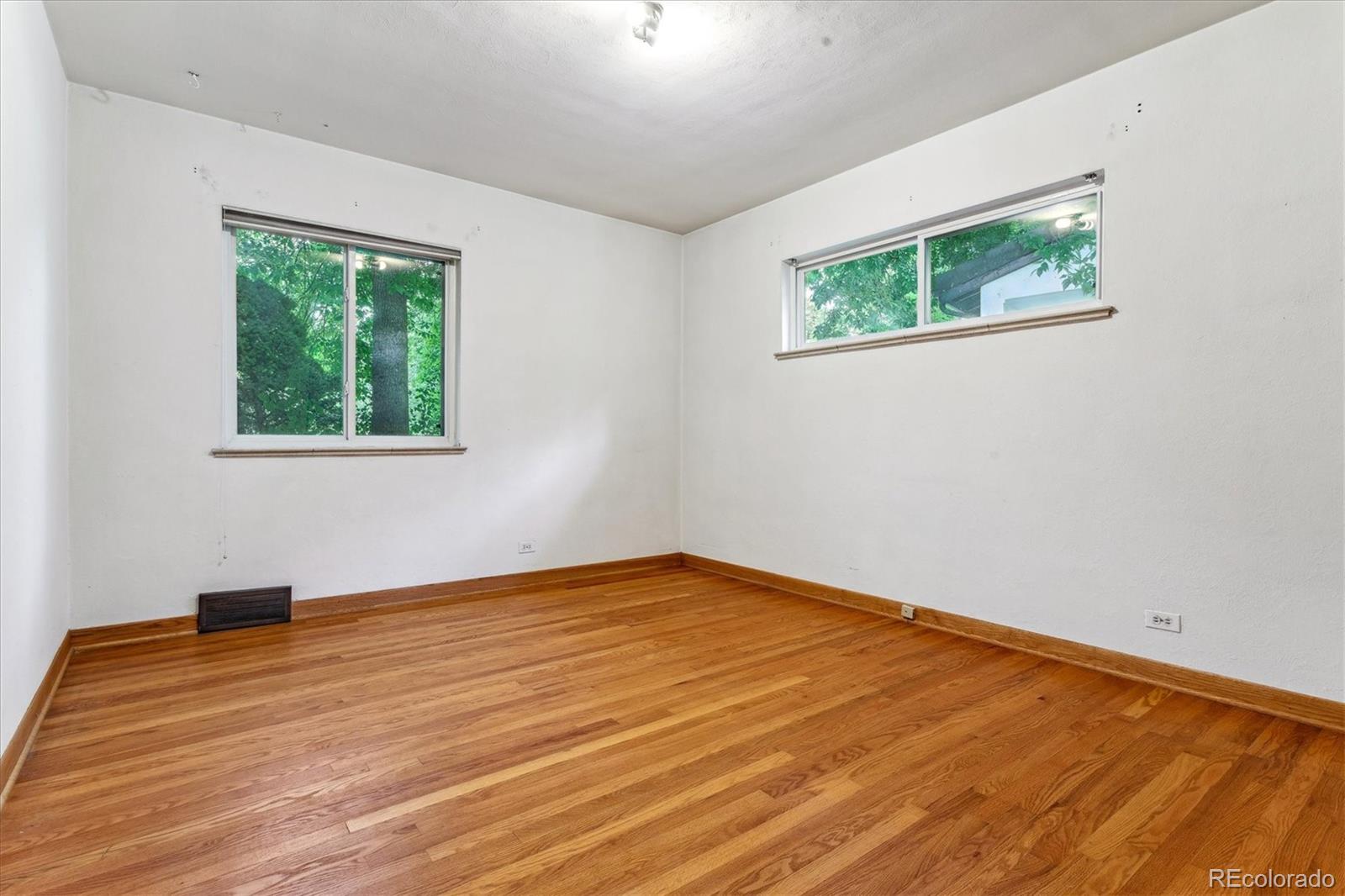 MLS Image #19 for 2520 s jackson street,denver, Colorado