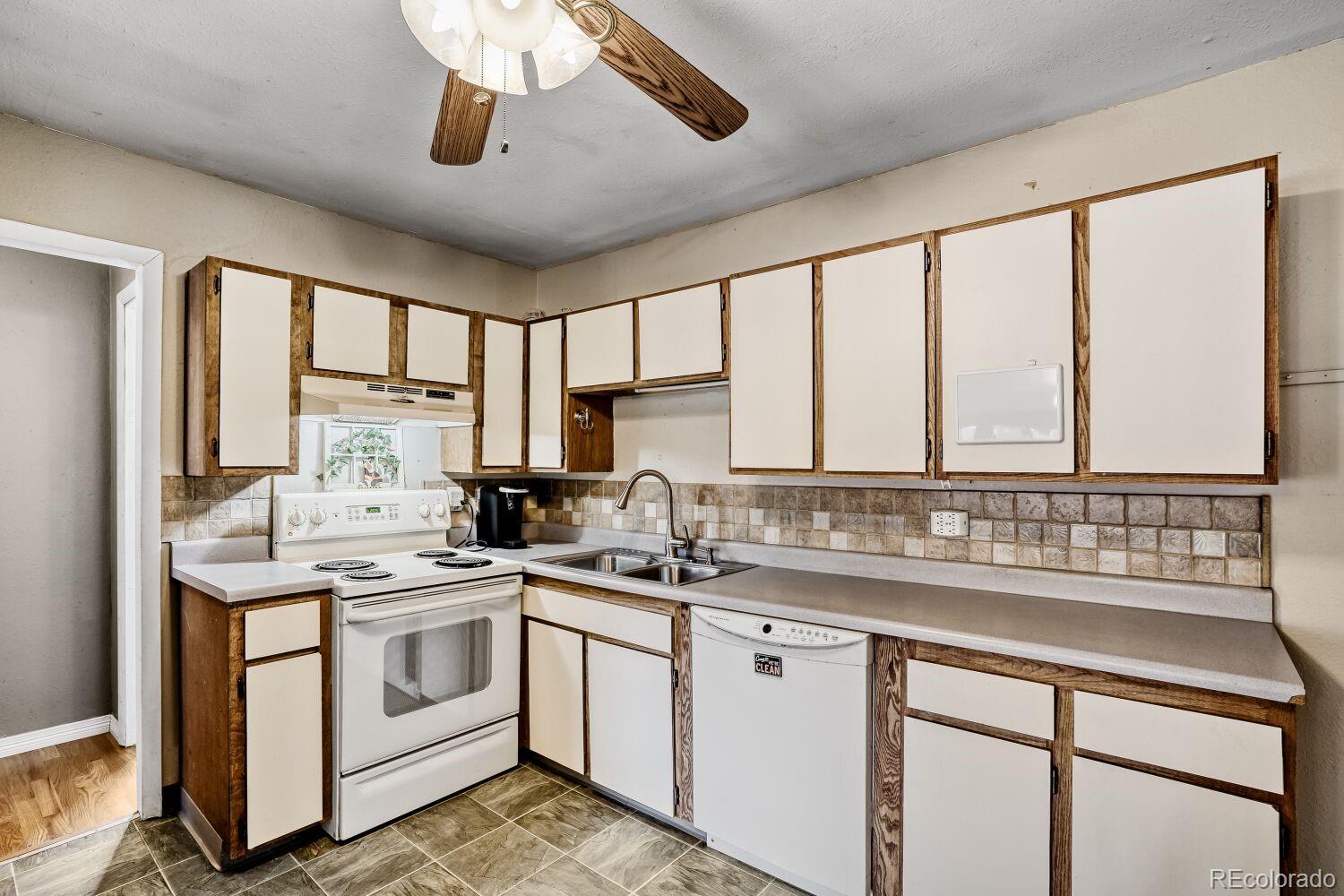MLS Image #11 for 6087  depew street,arvada, Colorado