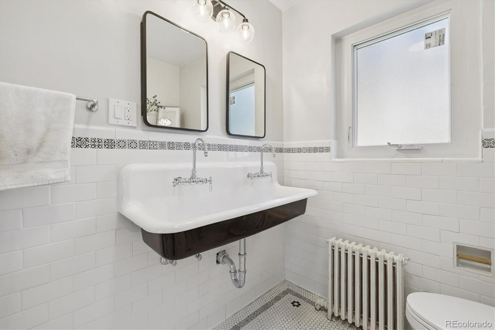 MLS Image #28 for 1936  ivanhoe street,denver, Colorado