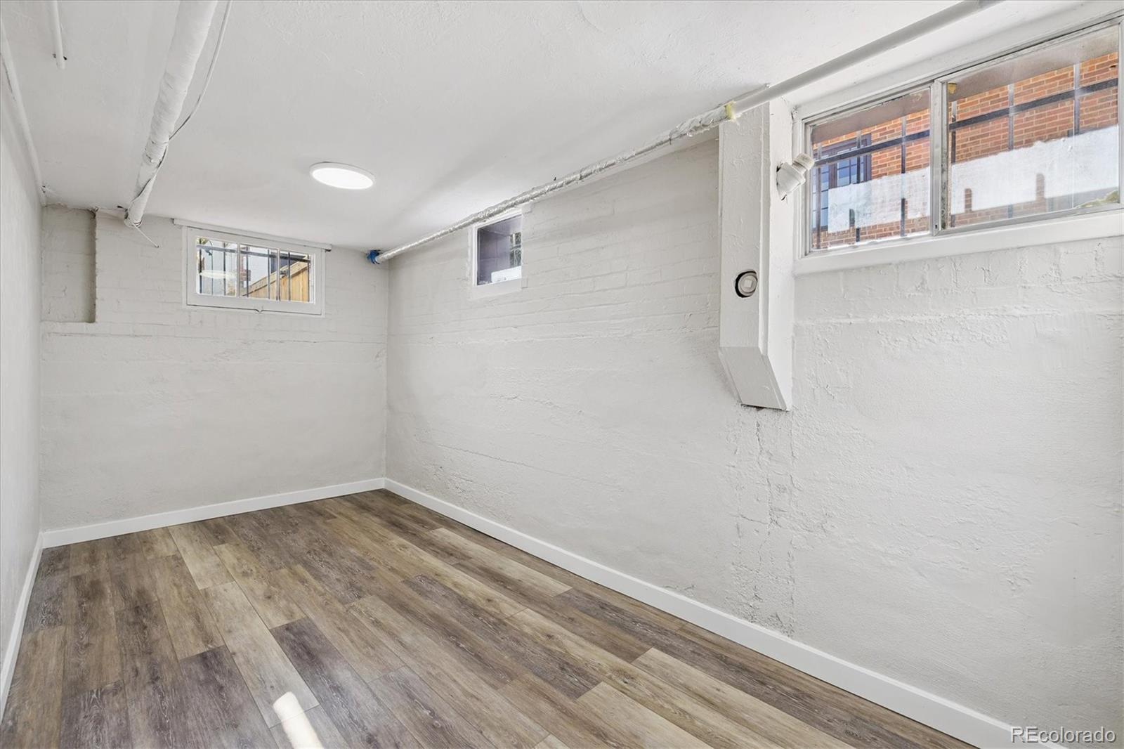 MLS Image #29 for 1936  ivanhoe street,denver, Colorado