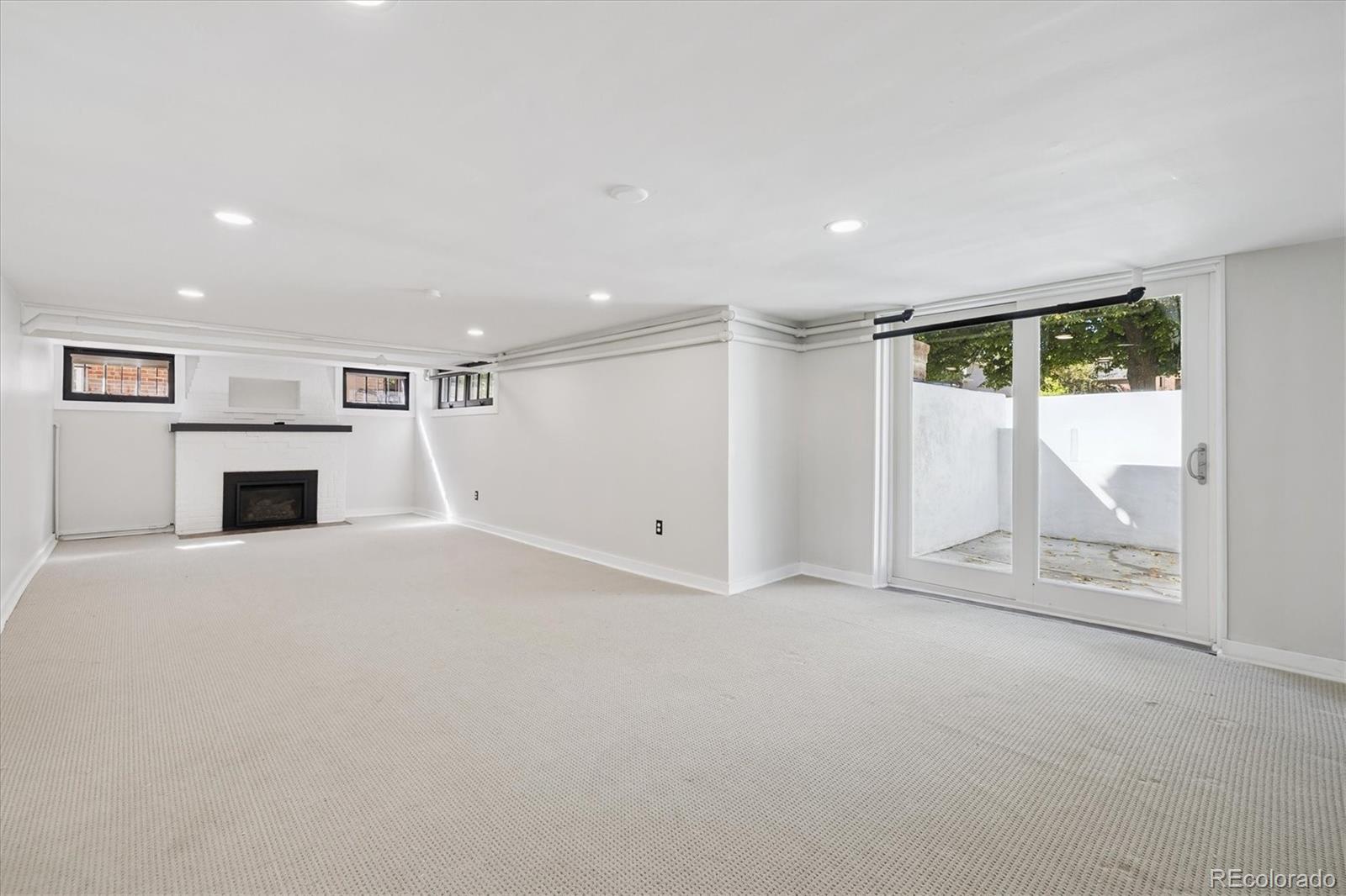 MLS Image #36 for 1936  ivanhoe street,denver, Colorado