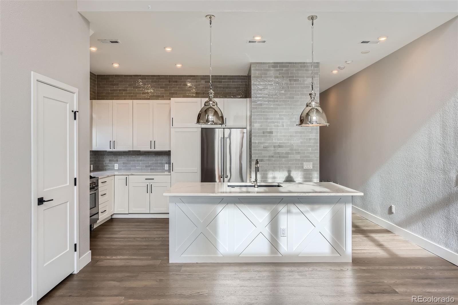 MLS Image #6 for 2951 e evans avenue ,denver, Colorado
