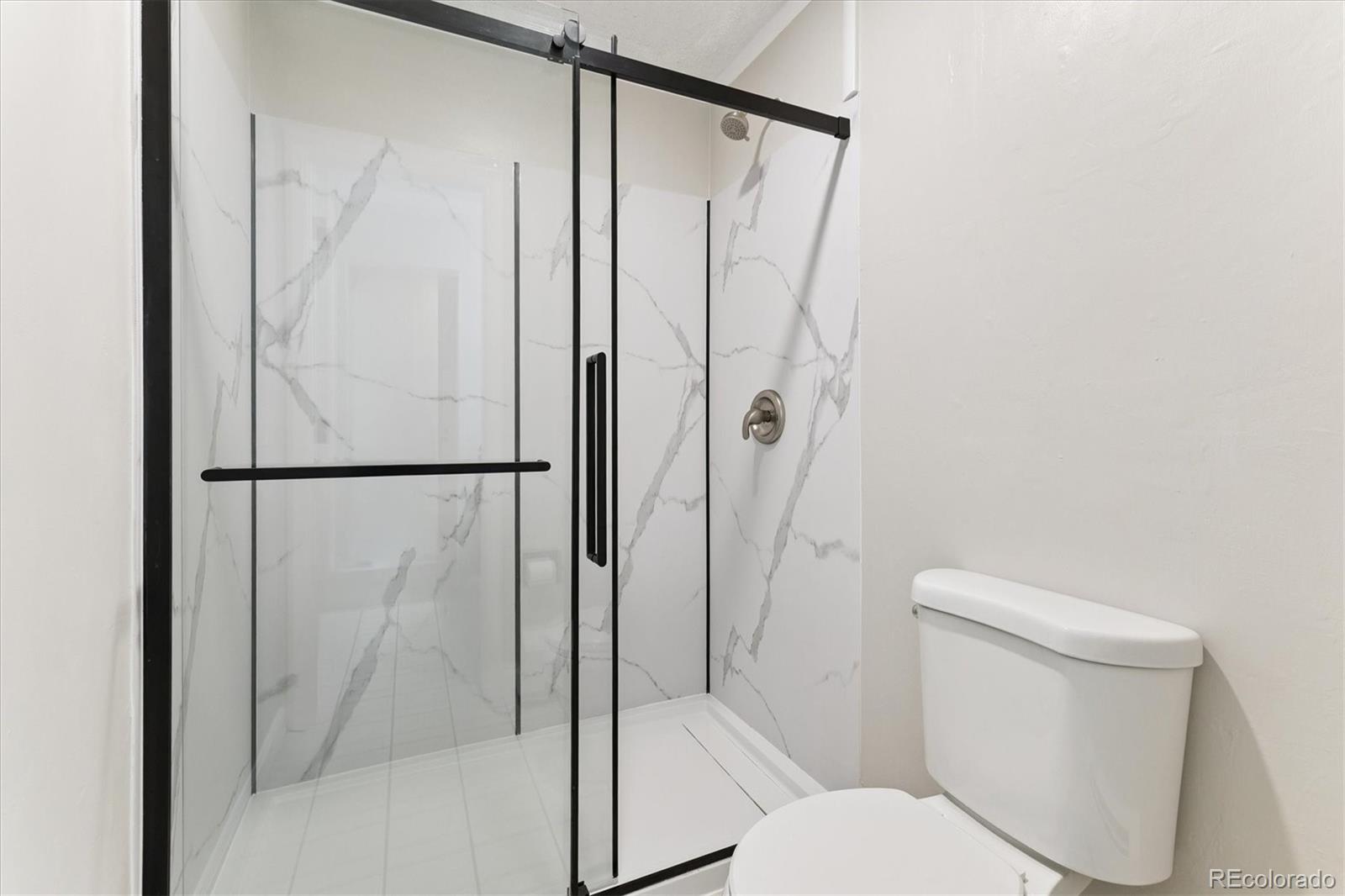 MLS Image #18 for 2225 s jasmine street 102,denver, Colorado