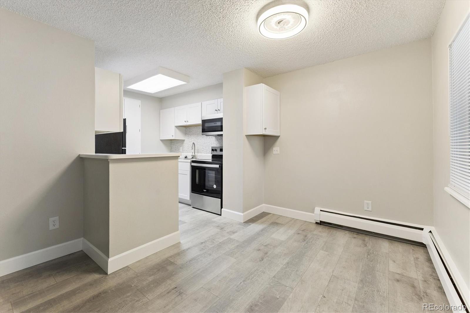 MLS Image #7 for 2225 s jasmine street 102,denver, Colorado