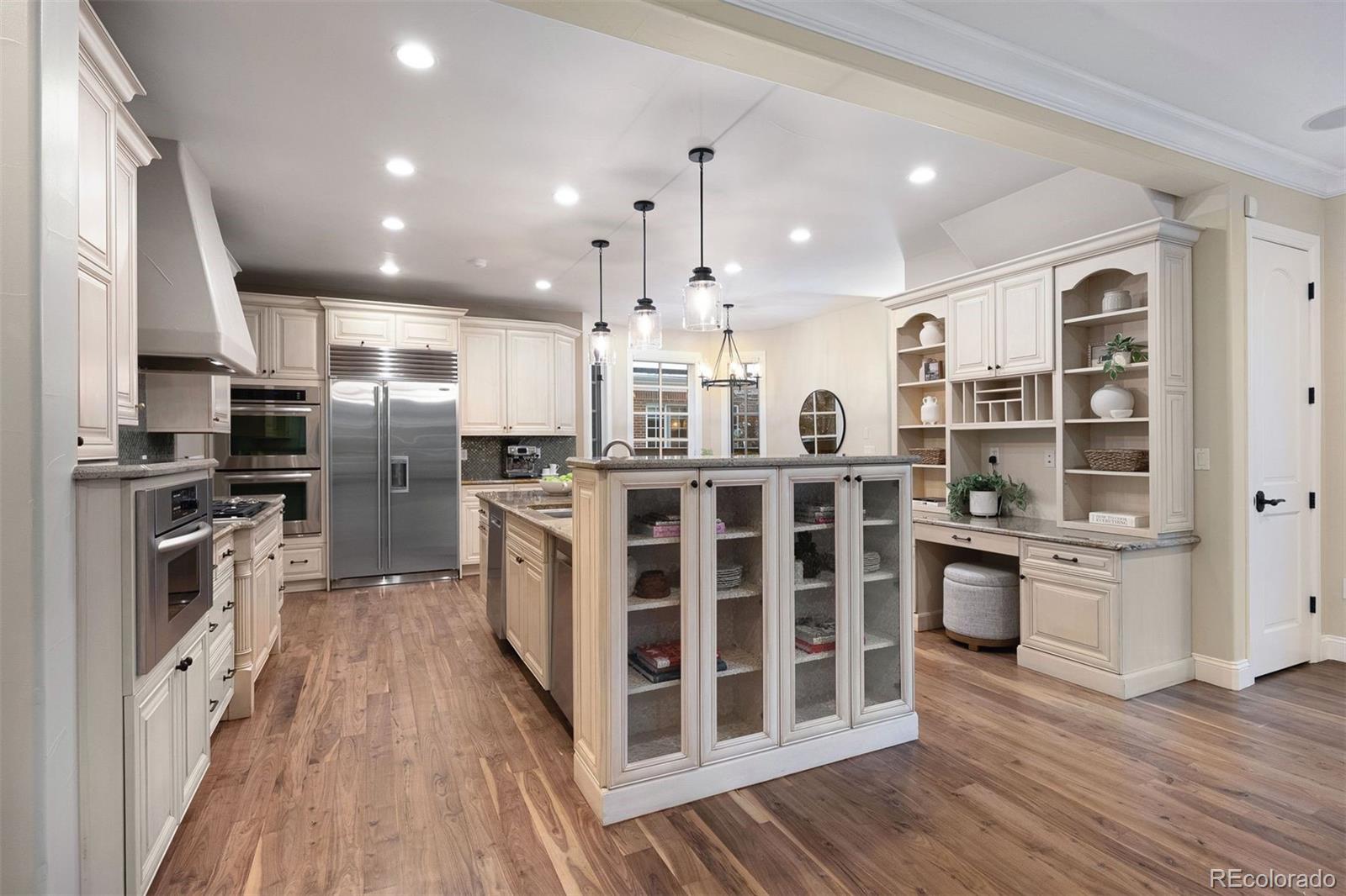 MLS Image #12 for 2312 s fillmore street,denver, Colorado