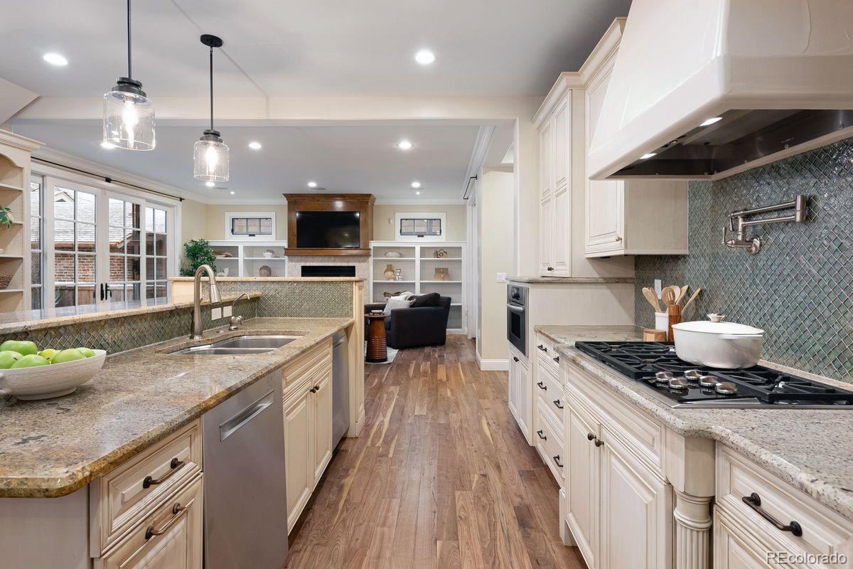 MLS Image #13 for 2312 s fillmore street,denver, Colorado
