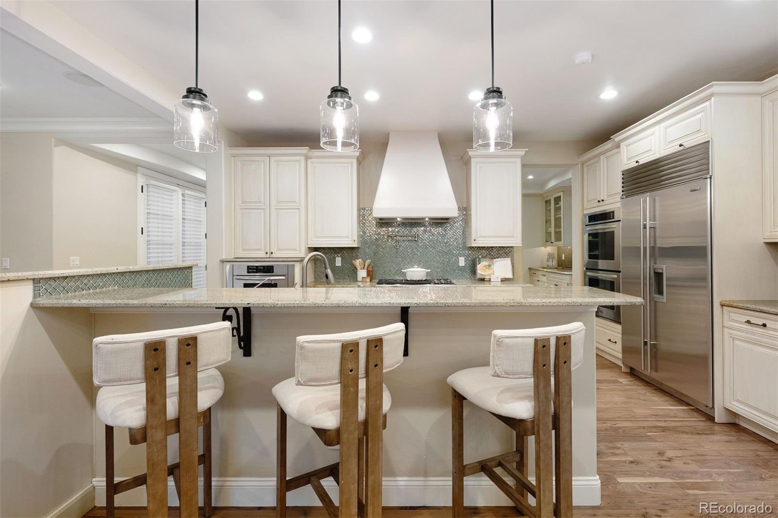MLS Image #15 for 2312 s fillmore street,denver, Colorado