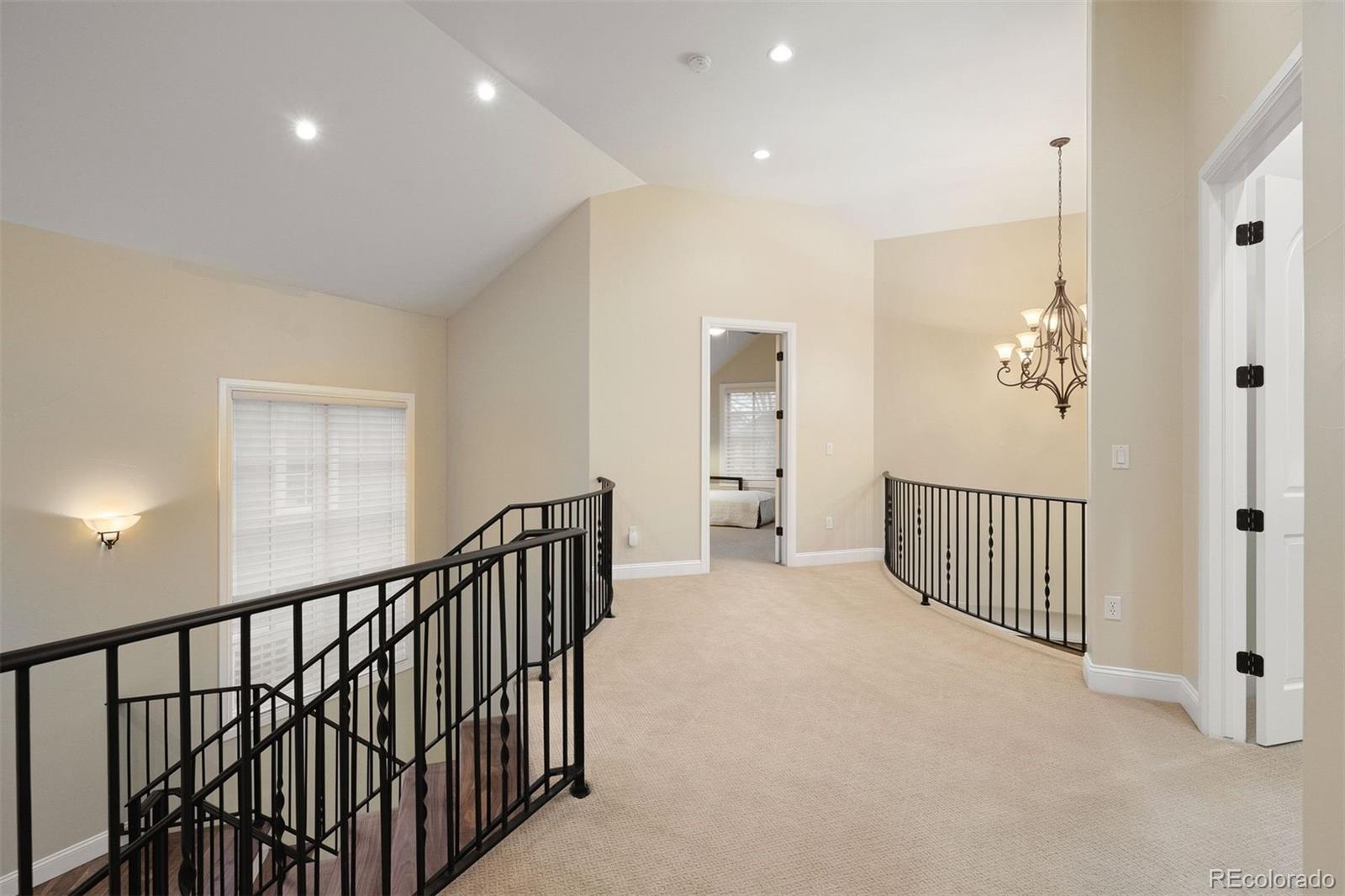 MLS Image #19 for 2312 s fillmore street,denver, Colorado