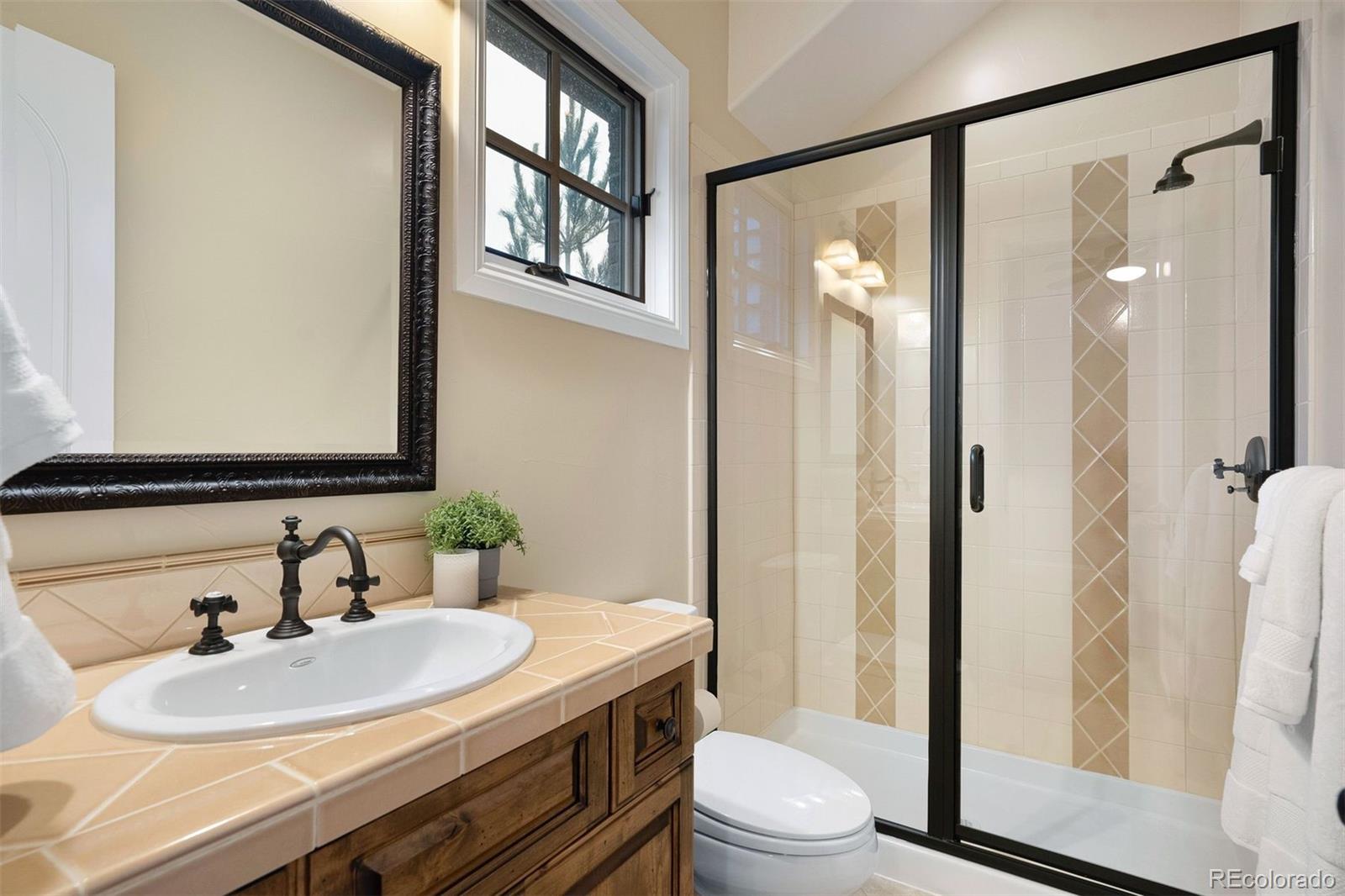 MLS Image #30 for 2312 s fillmore street,denver, Colorado