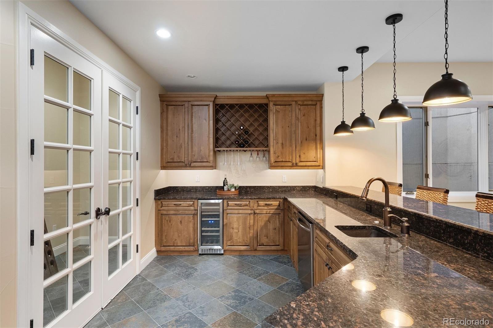 MLS Image #37 for 2312 s fillmore street,denver, Colorado