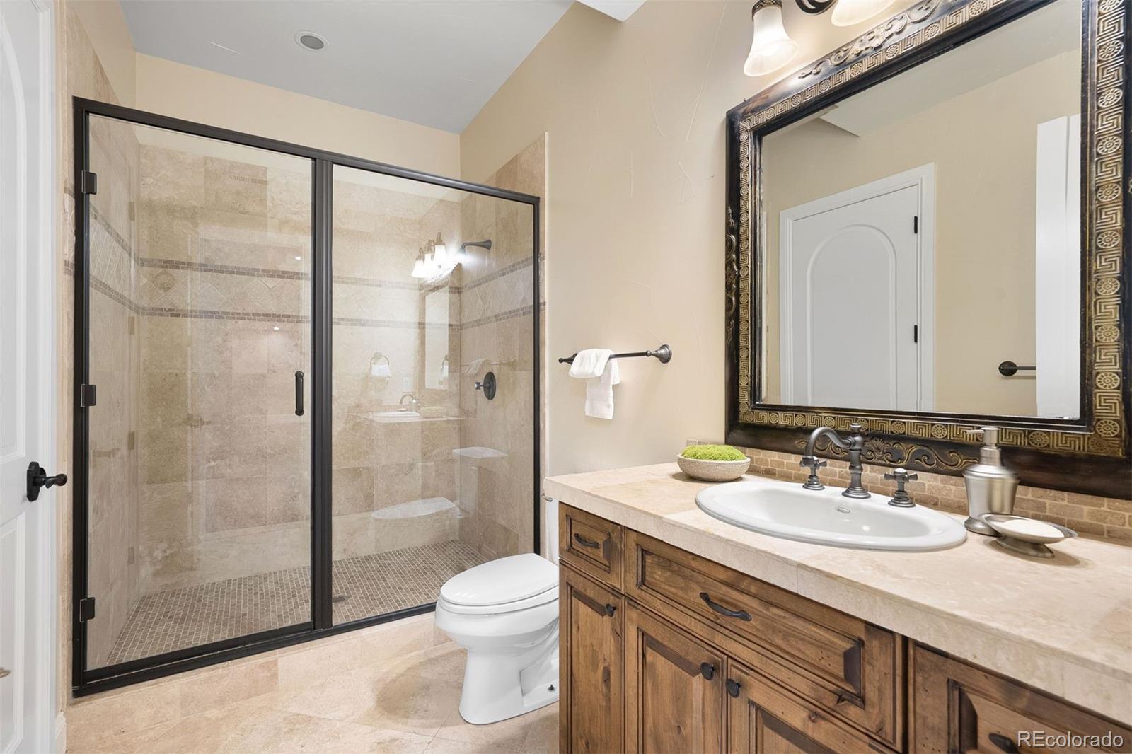 MLS Image #40 for 2312 s fillmore street,denver, Colorado